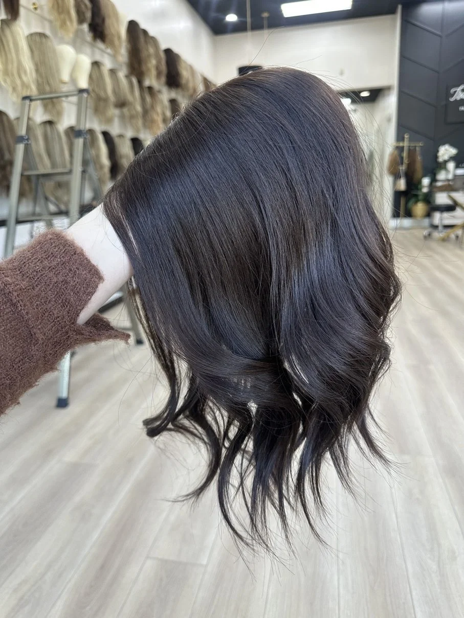 _Experience_premium_hair_toppers_in_Los_Angeles__blending_seamless_style_with_fine_hair_solutions___.jpg