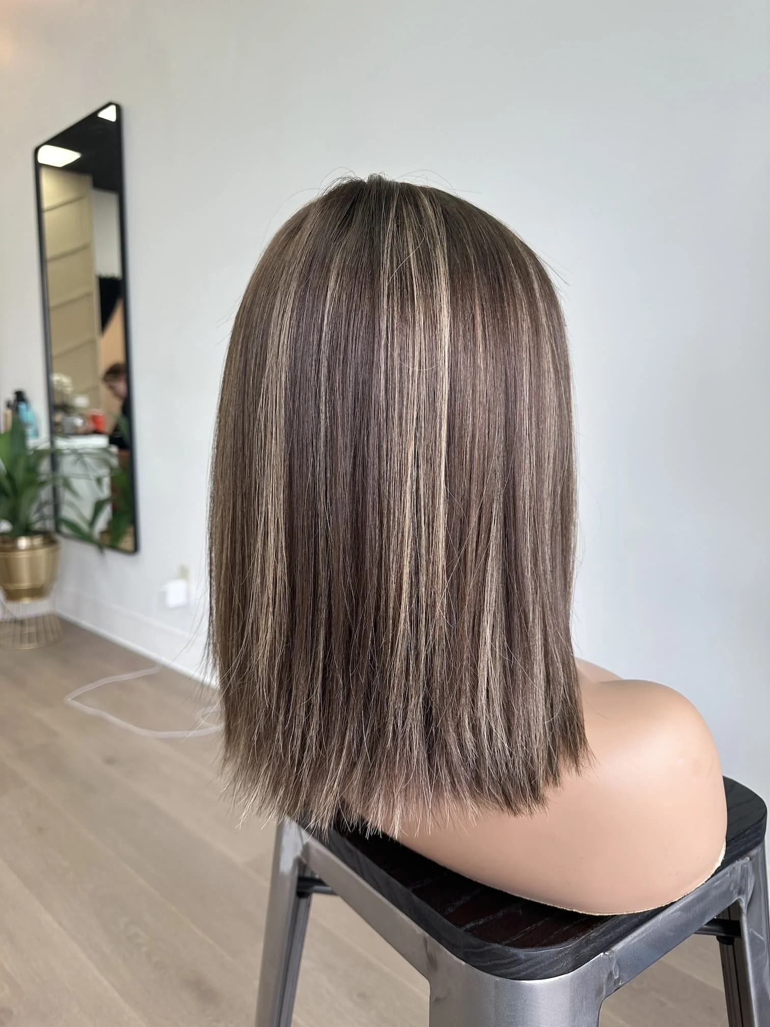 Expert Tips on Curling Synthetic Hair for Lasting Curls