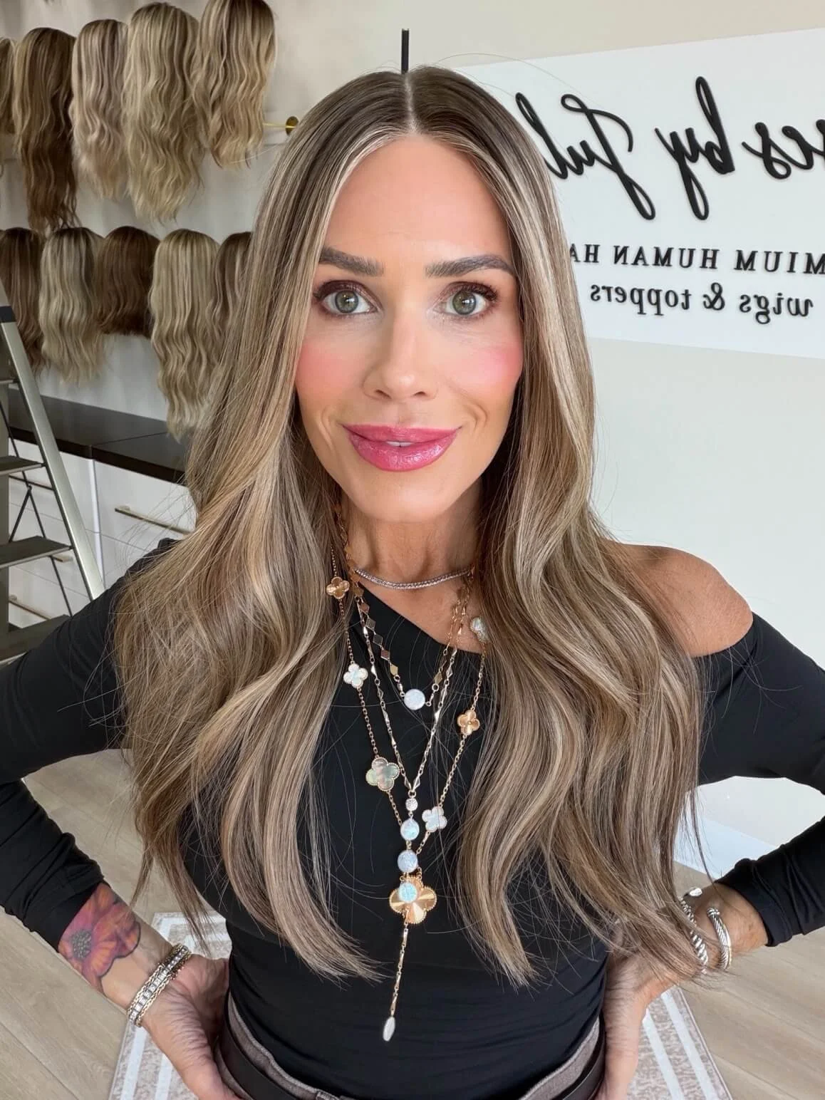 20-inch bronde human hair wig with a Velvet Luxe base