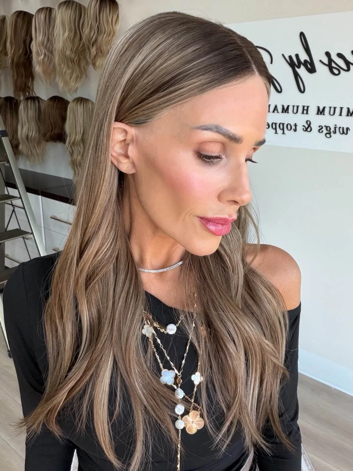20-inch bronde human hair wig with a Velvet Luxe base