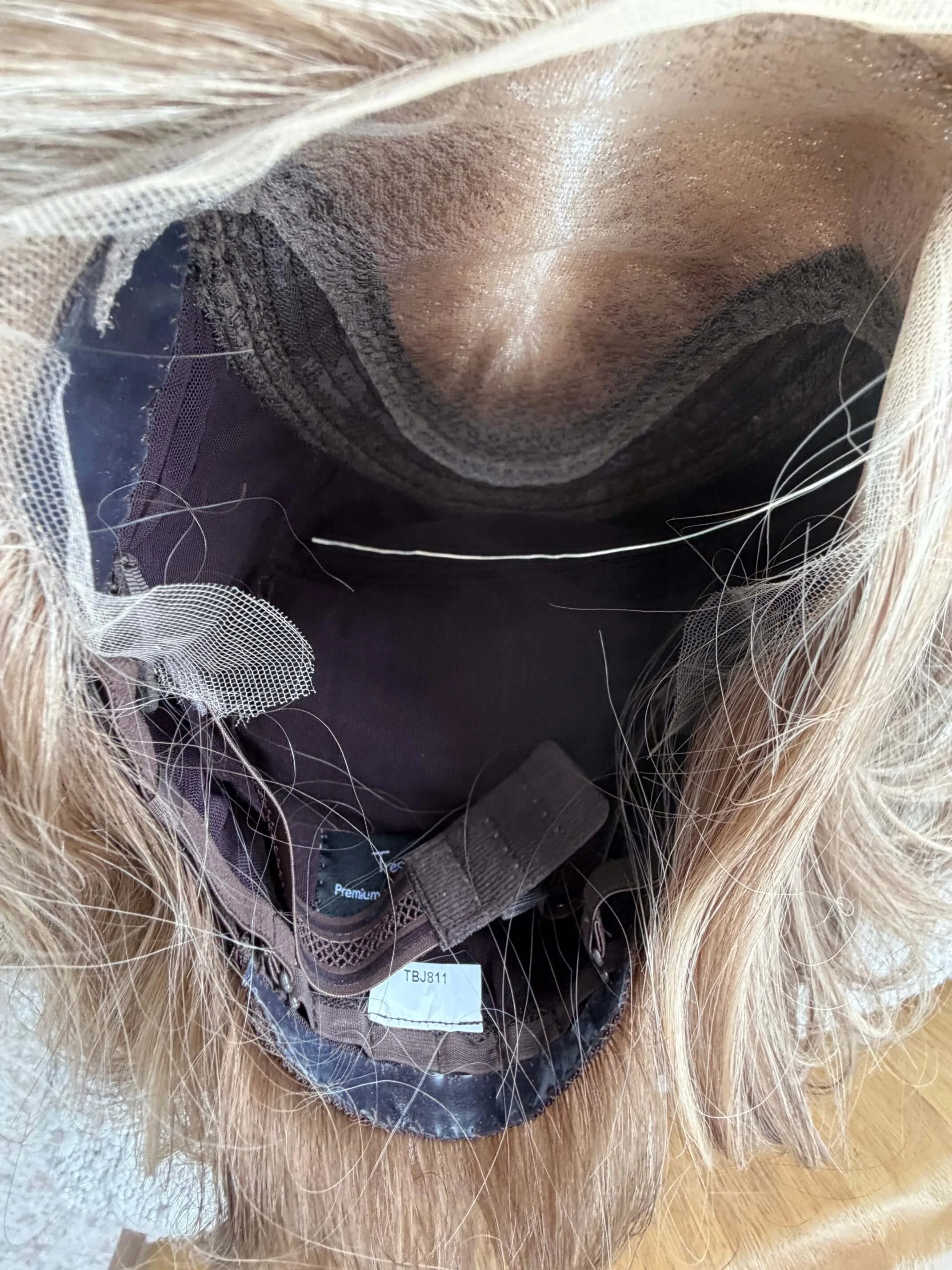 20-inch blonde human hair wig in Blonde