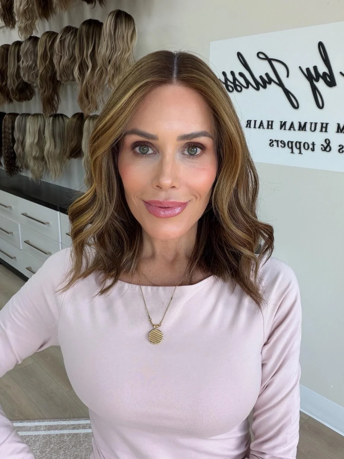 17-inch bronde Slavic human hair wig with a Diamond Lace Top base