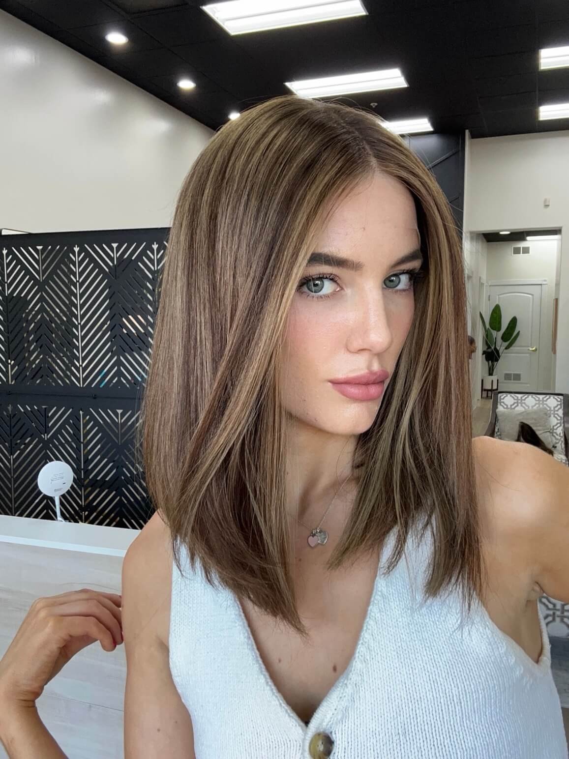17-inch bronde Slavic human hair wig with a Diamond Lace Top base
