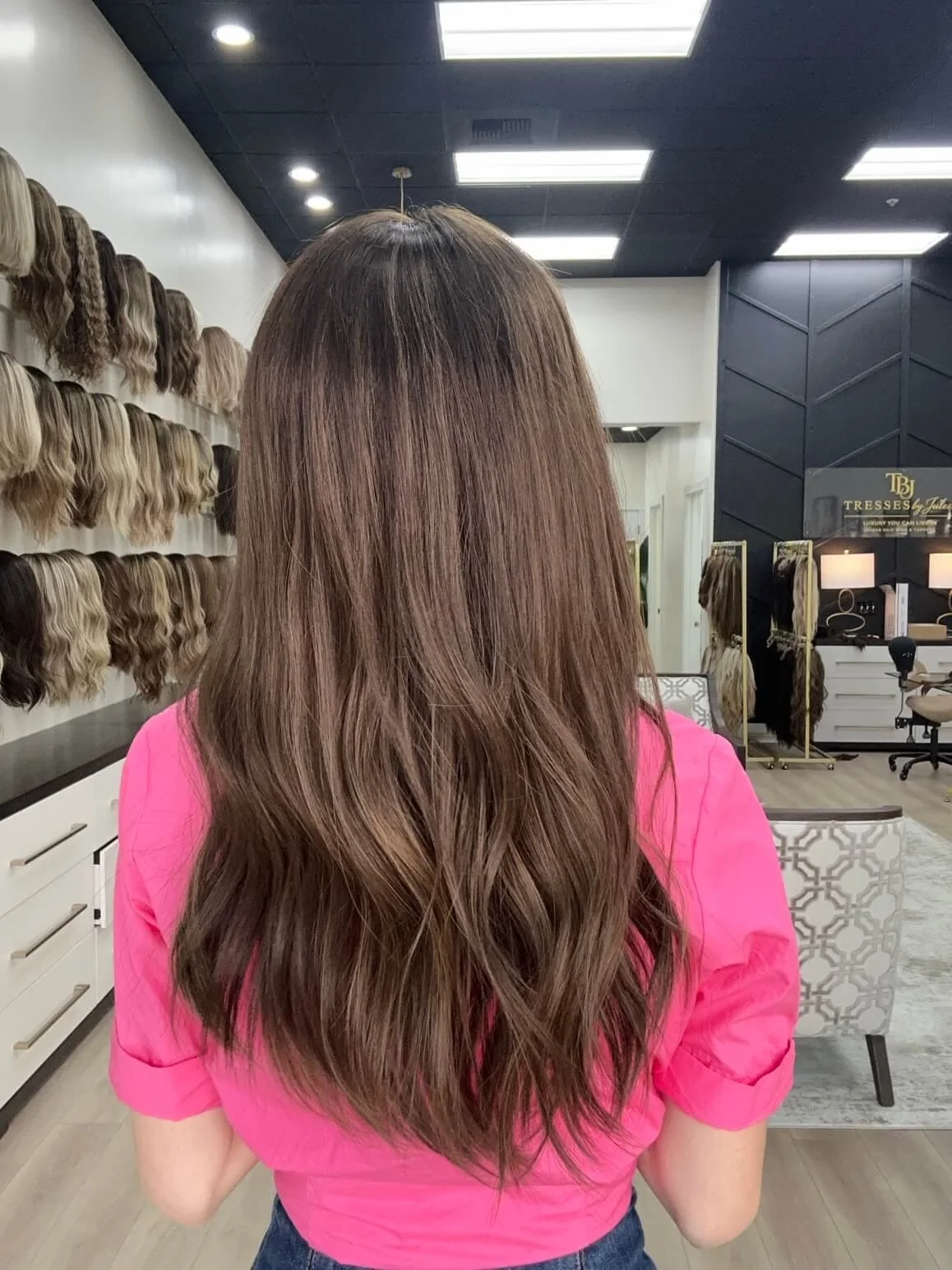 20-inch brown human hair wig in Brown