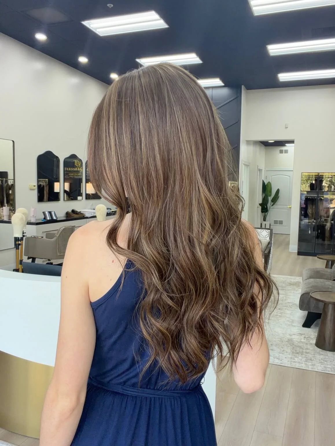 27-inch bronde Slavic human hair wig in Bronde