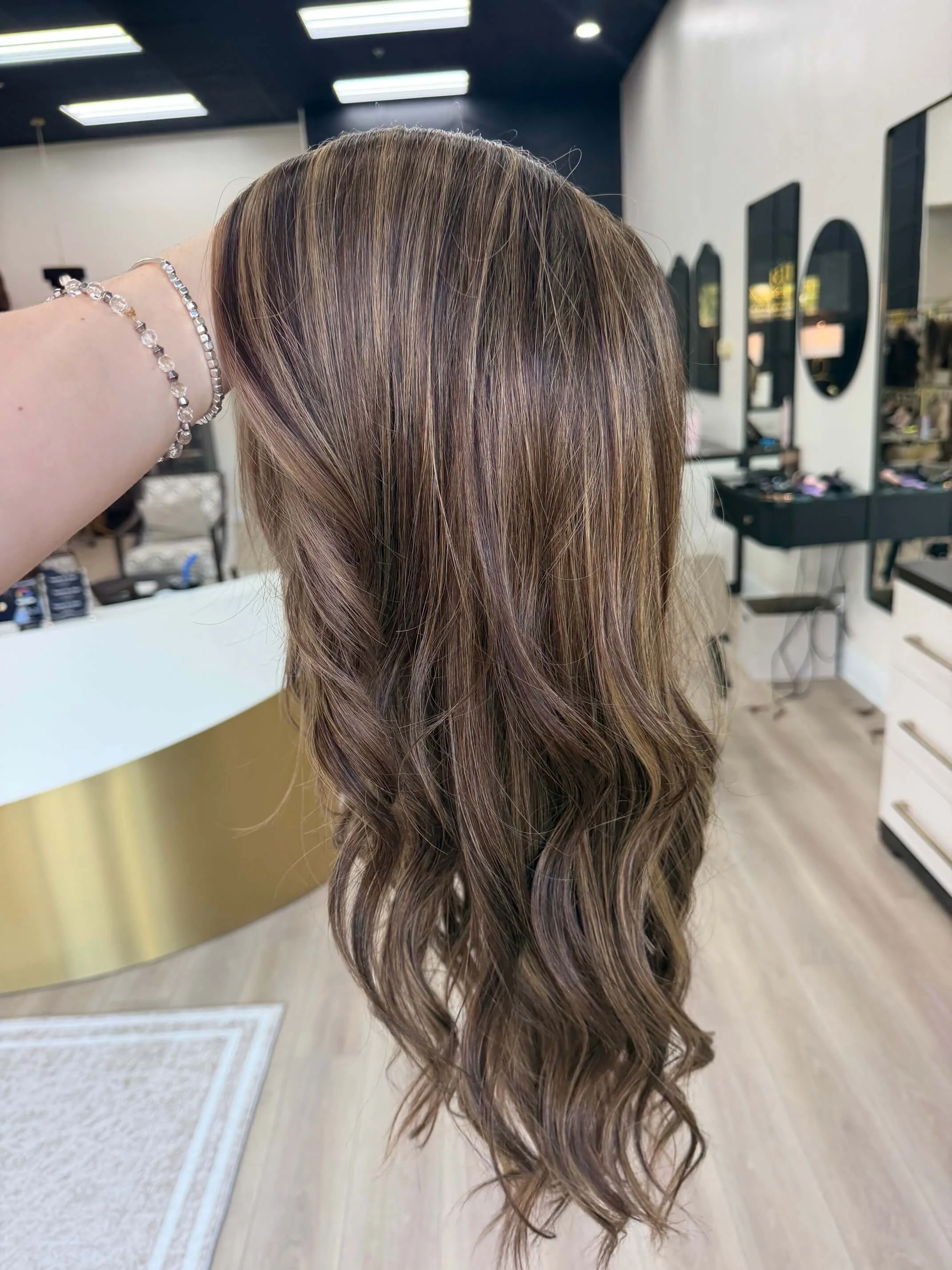 27-inch bronde Slavic human hair wig with Low Density