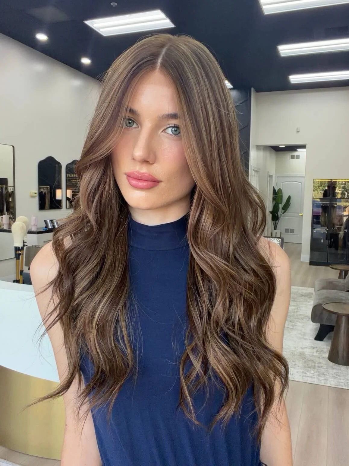 27-inch bronde Slavic human hair wig with 27-inch length