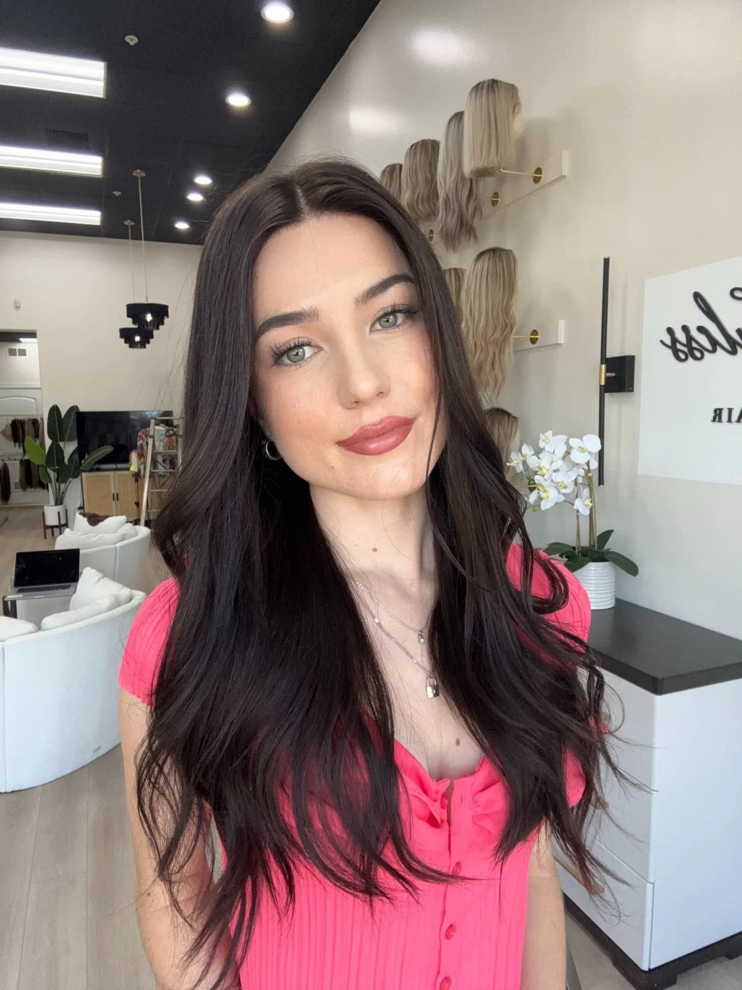 long_human_hair_wigs_styling_tips_.jpg