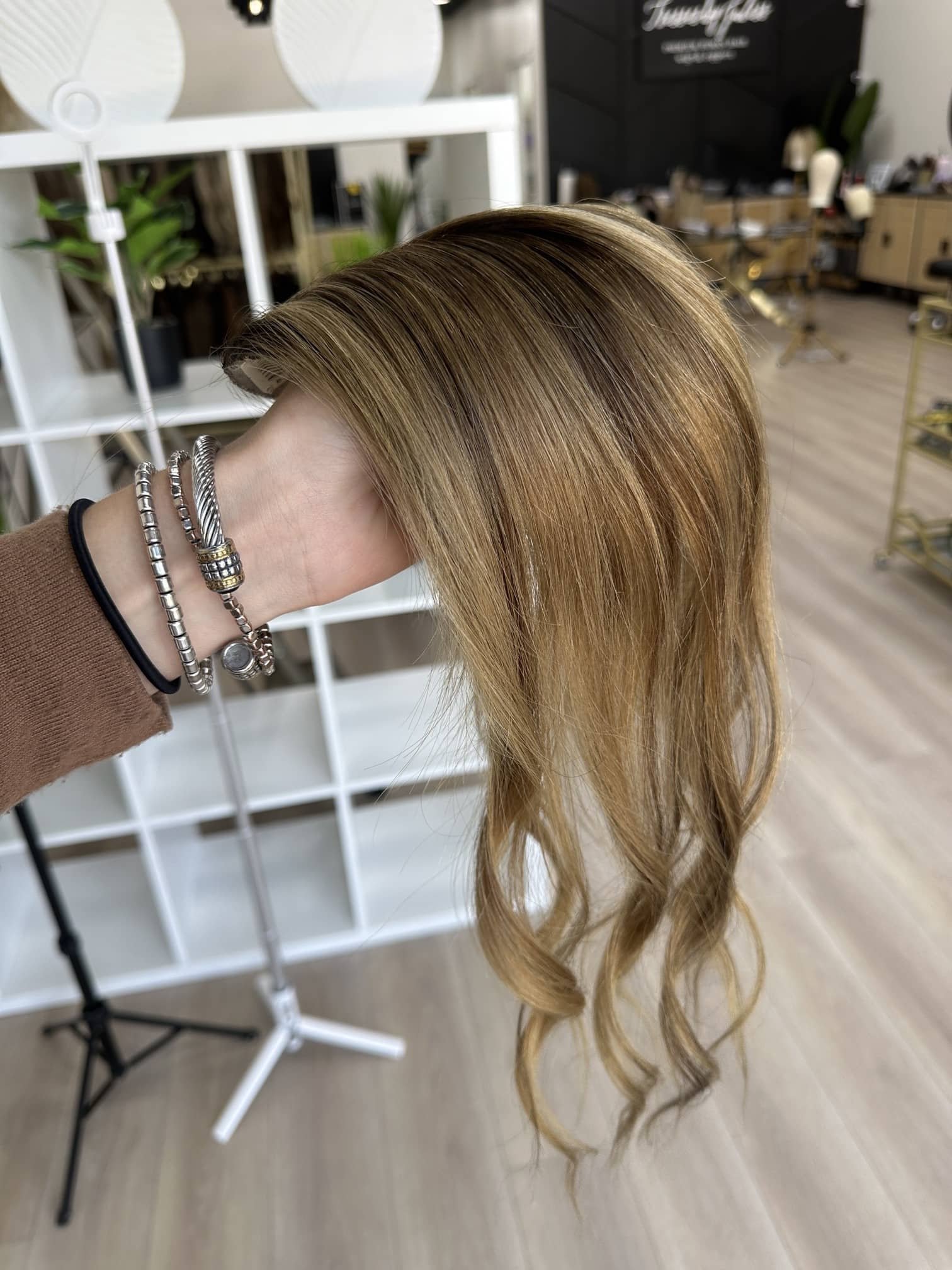 _Natural_looking_hair_wigs_for_everyday_use__designed_to_blend_seamlessly_and_available_nationwide___.jpg