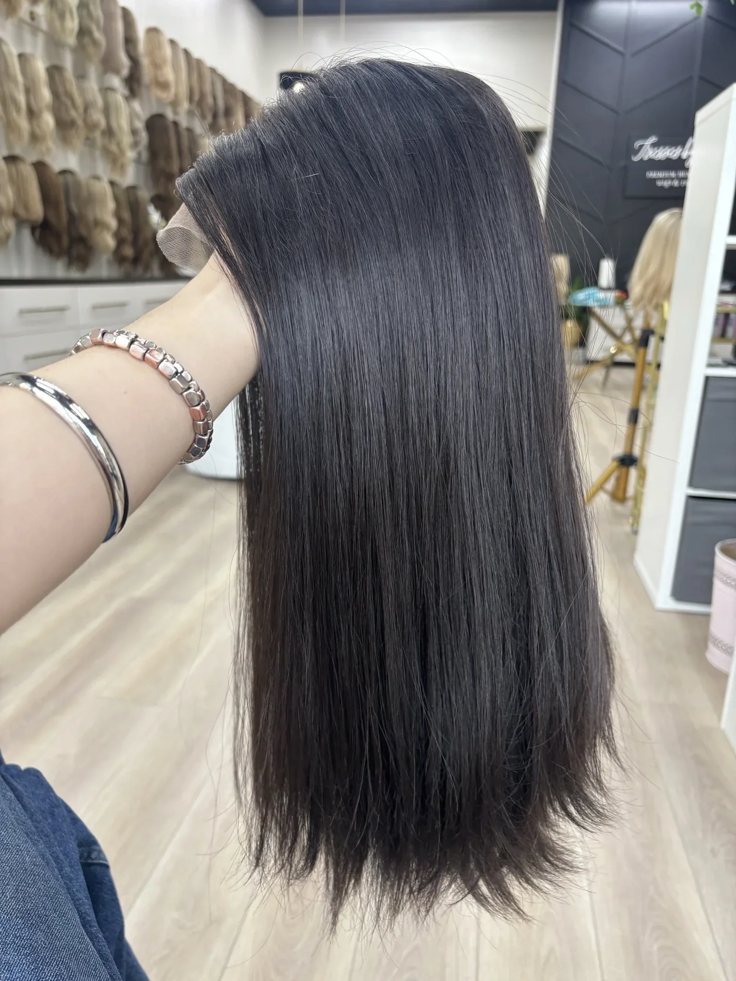 _Find_affordable_human_hair_toppers_online__with_options_available_from_Sacramento_to_across_the_United_States___.webp