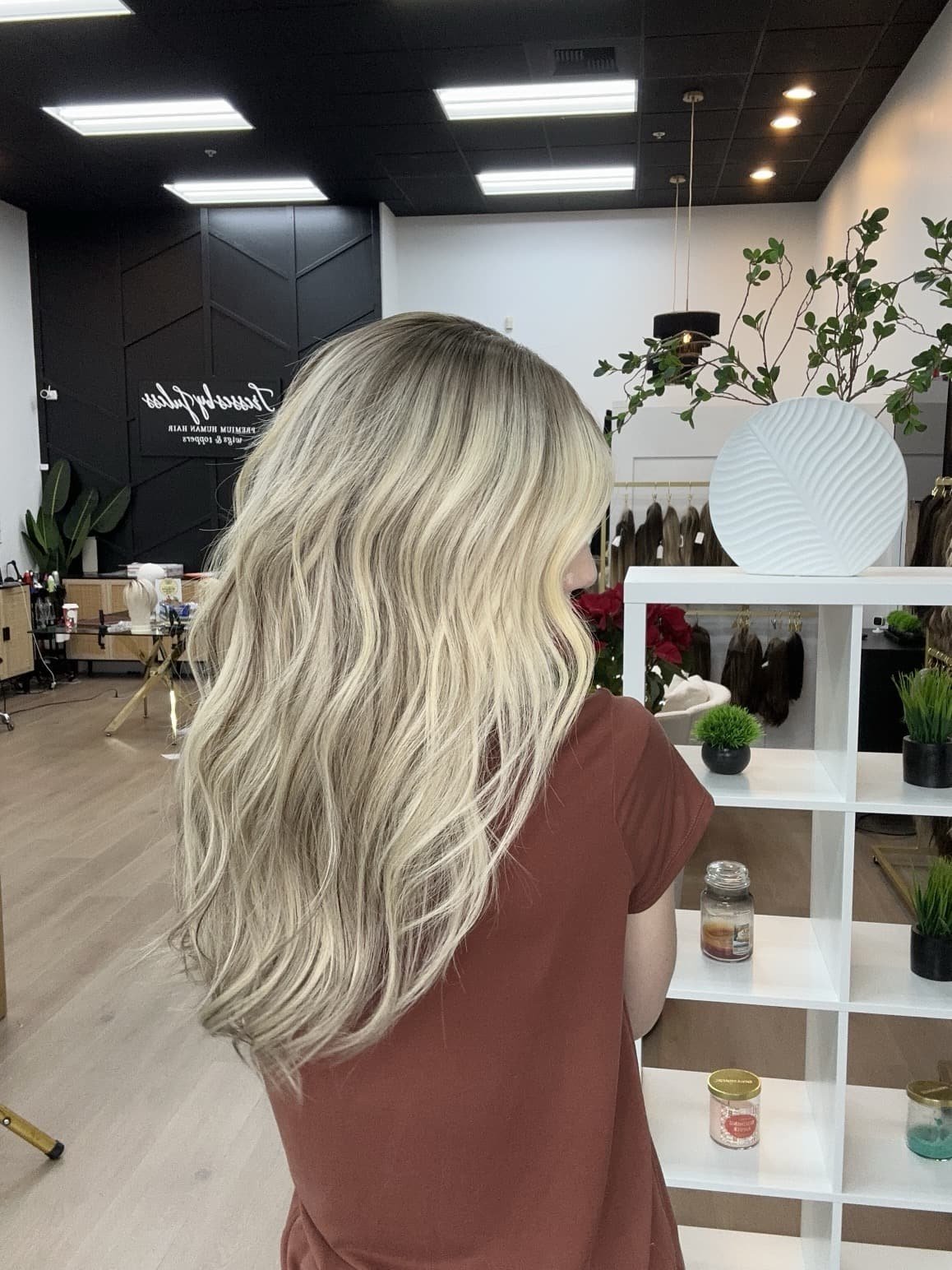 _Find_curly_human_hair_wigs_that_provide_a_natural_look__available_in_Sacramento_and_salons_across_the_country___.jpg