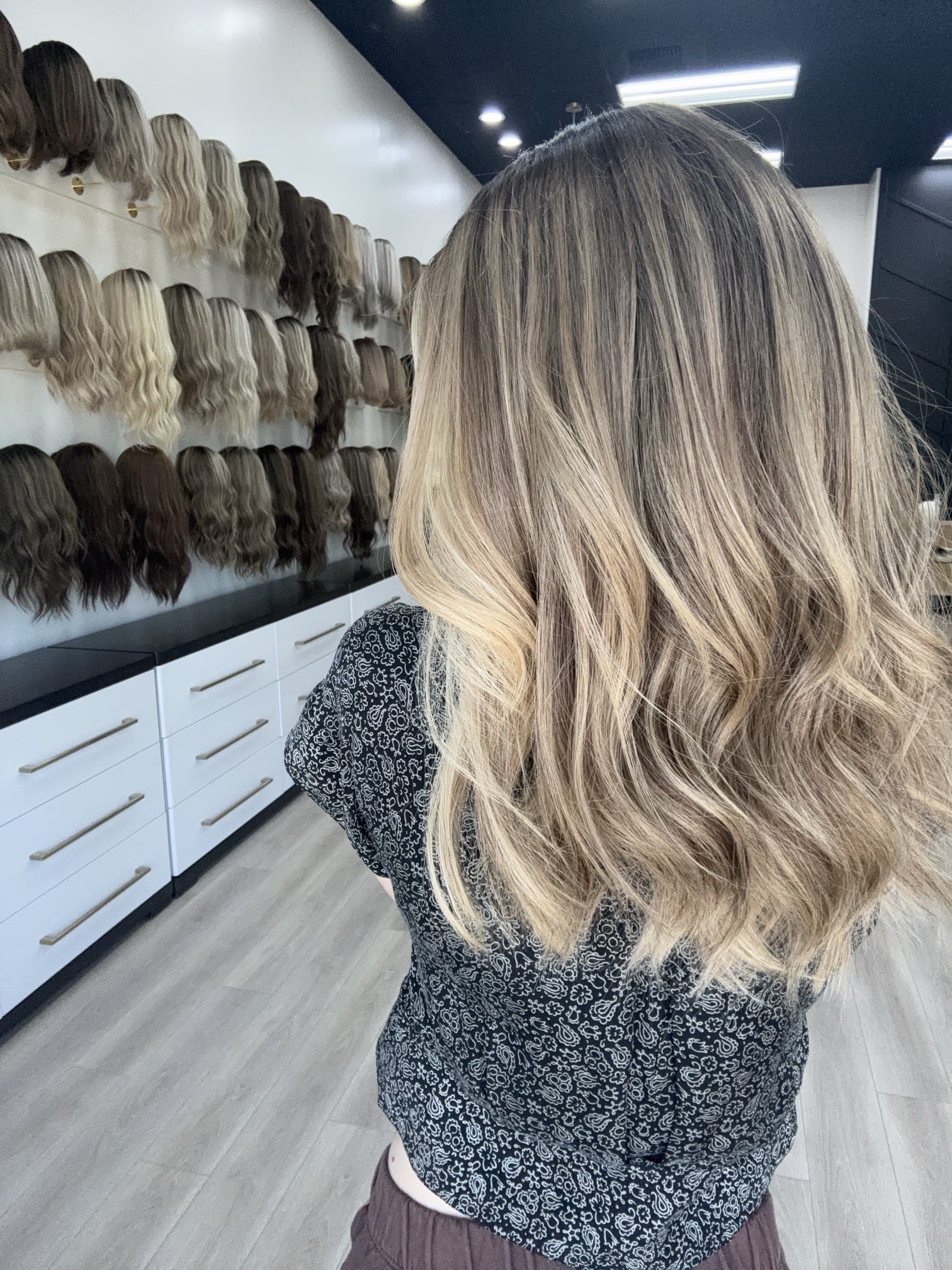 _Lightweight__hand_tied_wigs_perfect_for_travel__available_in_El_Dorado_Hills__luxury_salons___.jpg