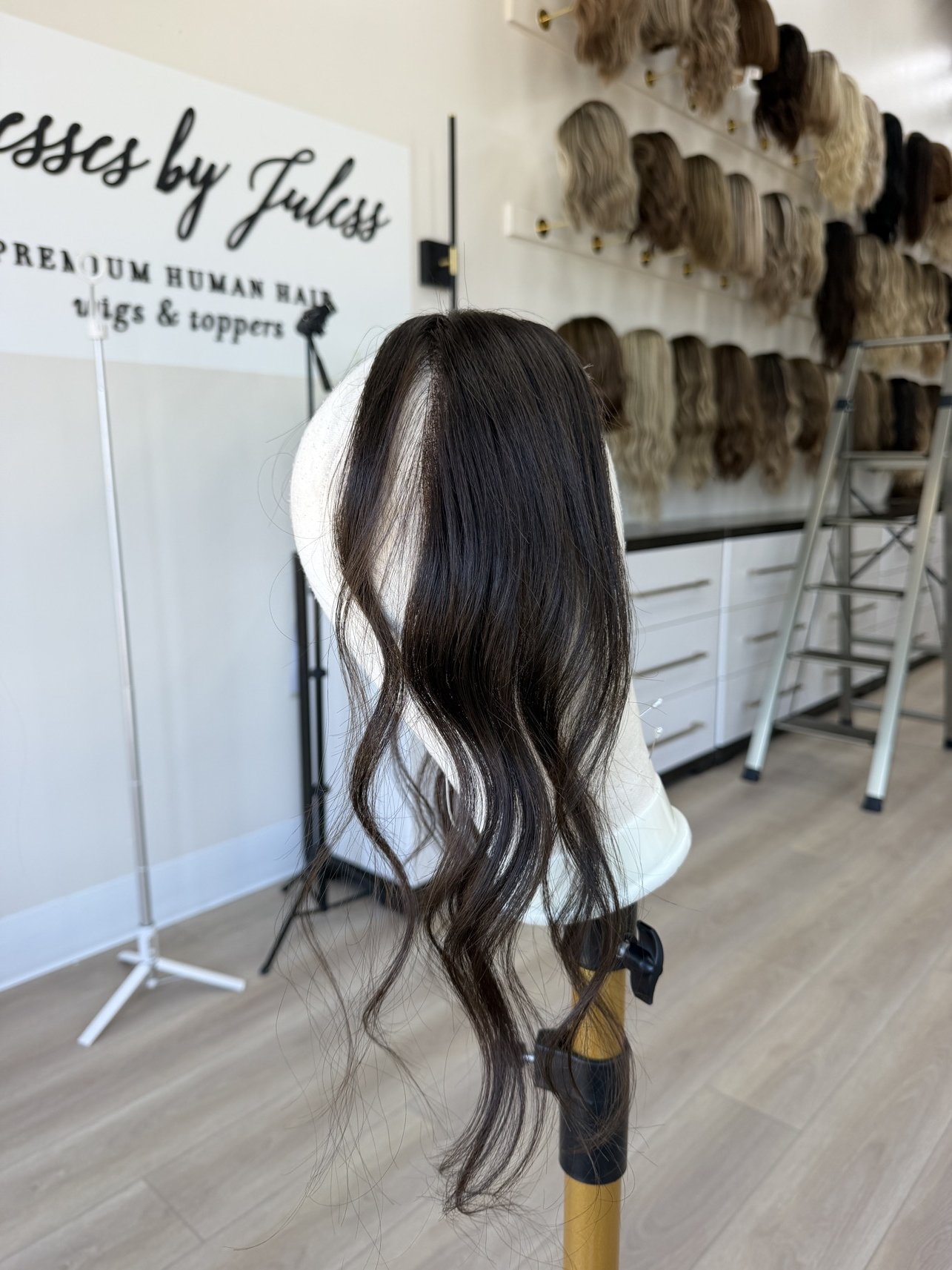 breathable_hair_toppers_active_women_.jpg