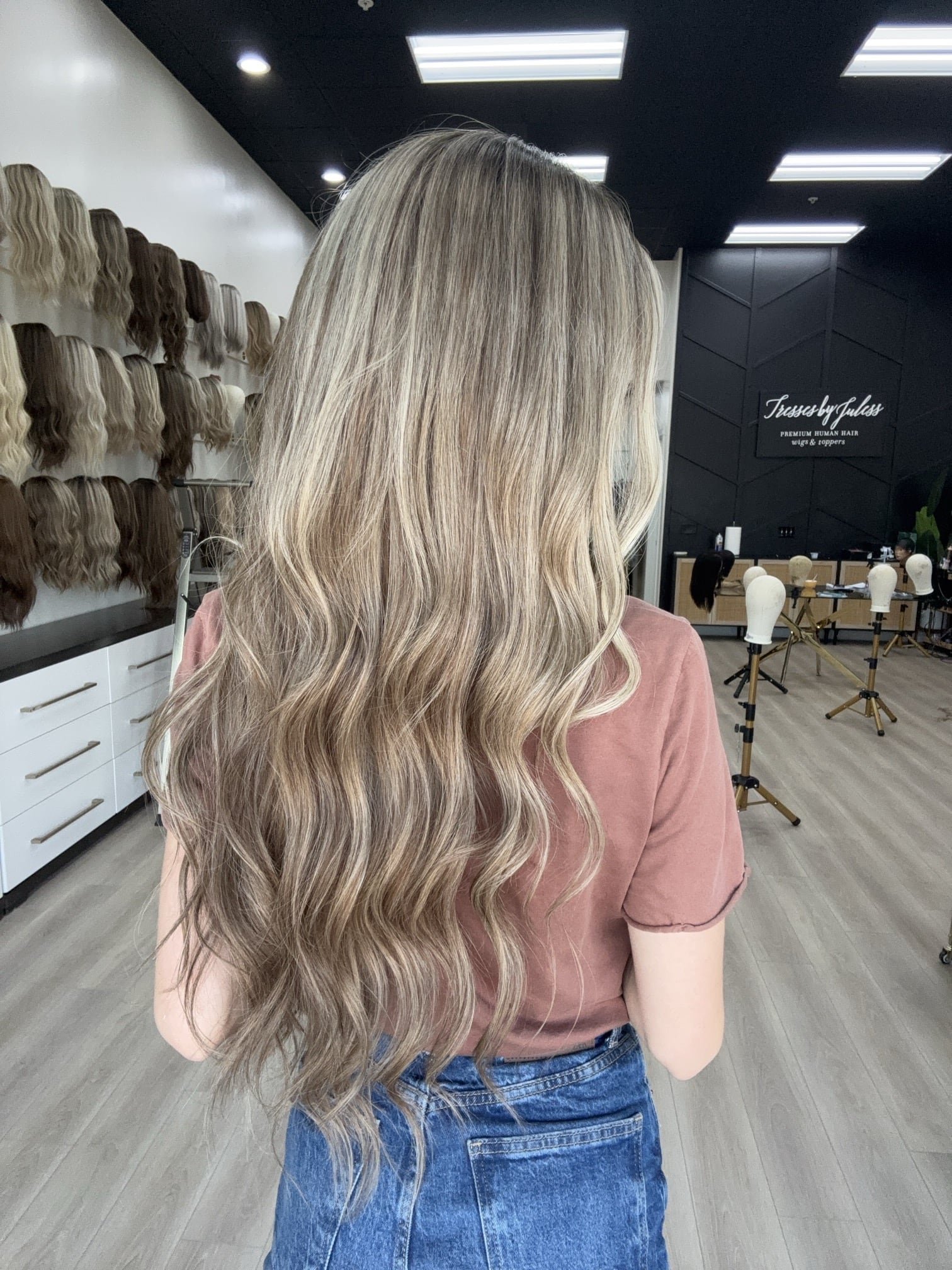 _Shop_top_rated_seamless_hair_toppers_in_our_Sacramento_location__offering_nationwide_availability___.jpg