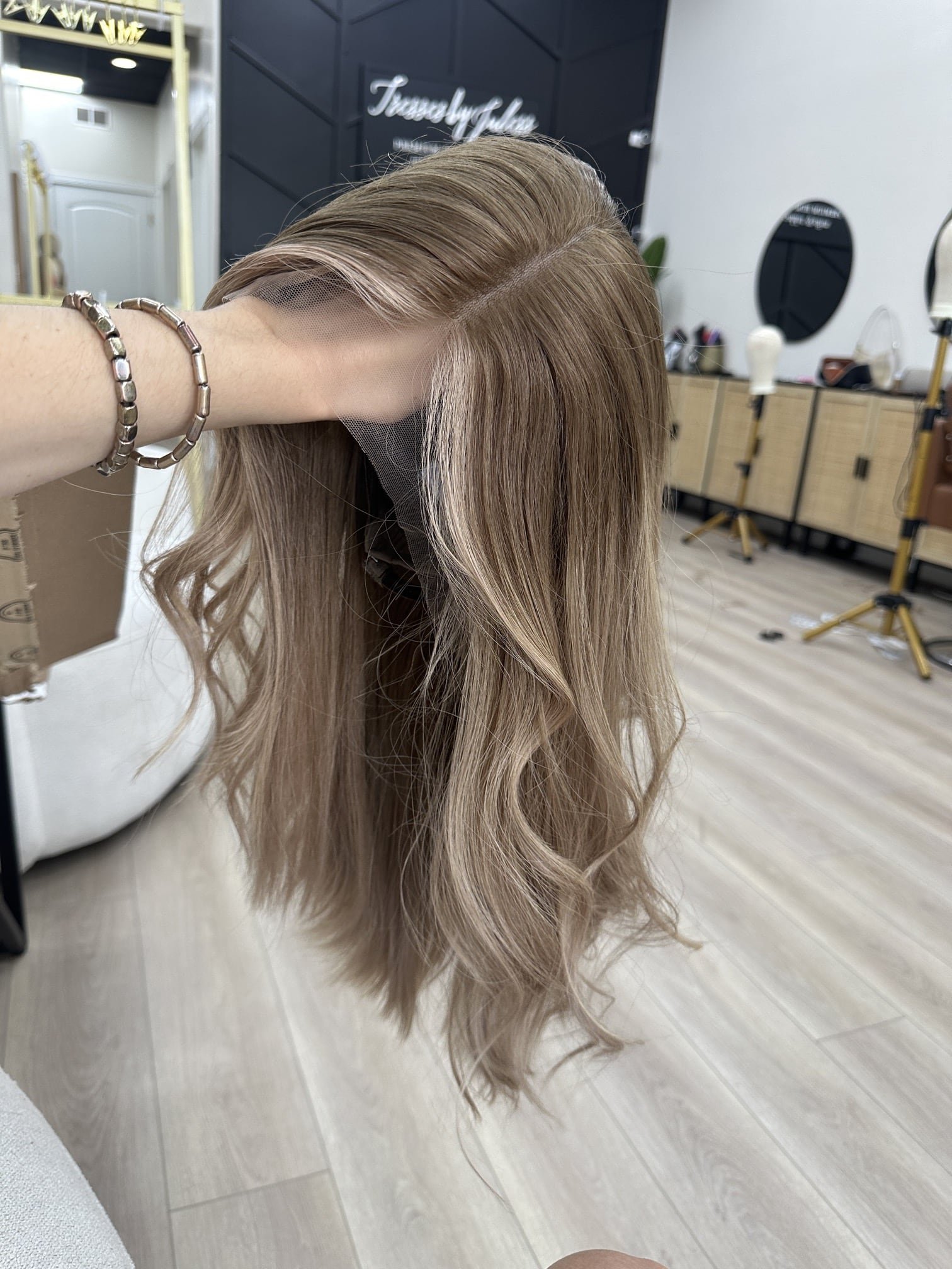 natural_hairline_wigs_maintenance_guide_.jpg
