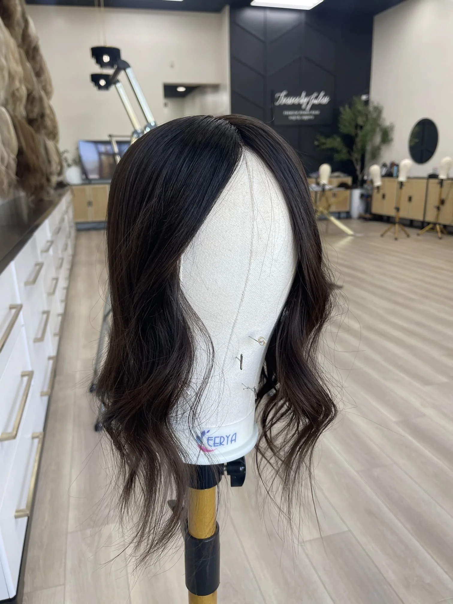 _Stylish_blonde_bob_wig_worn_by_a_woman_in_Sacramento_Studio__California___.jpg
