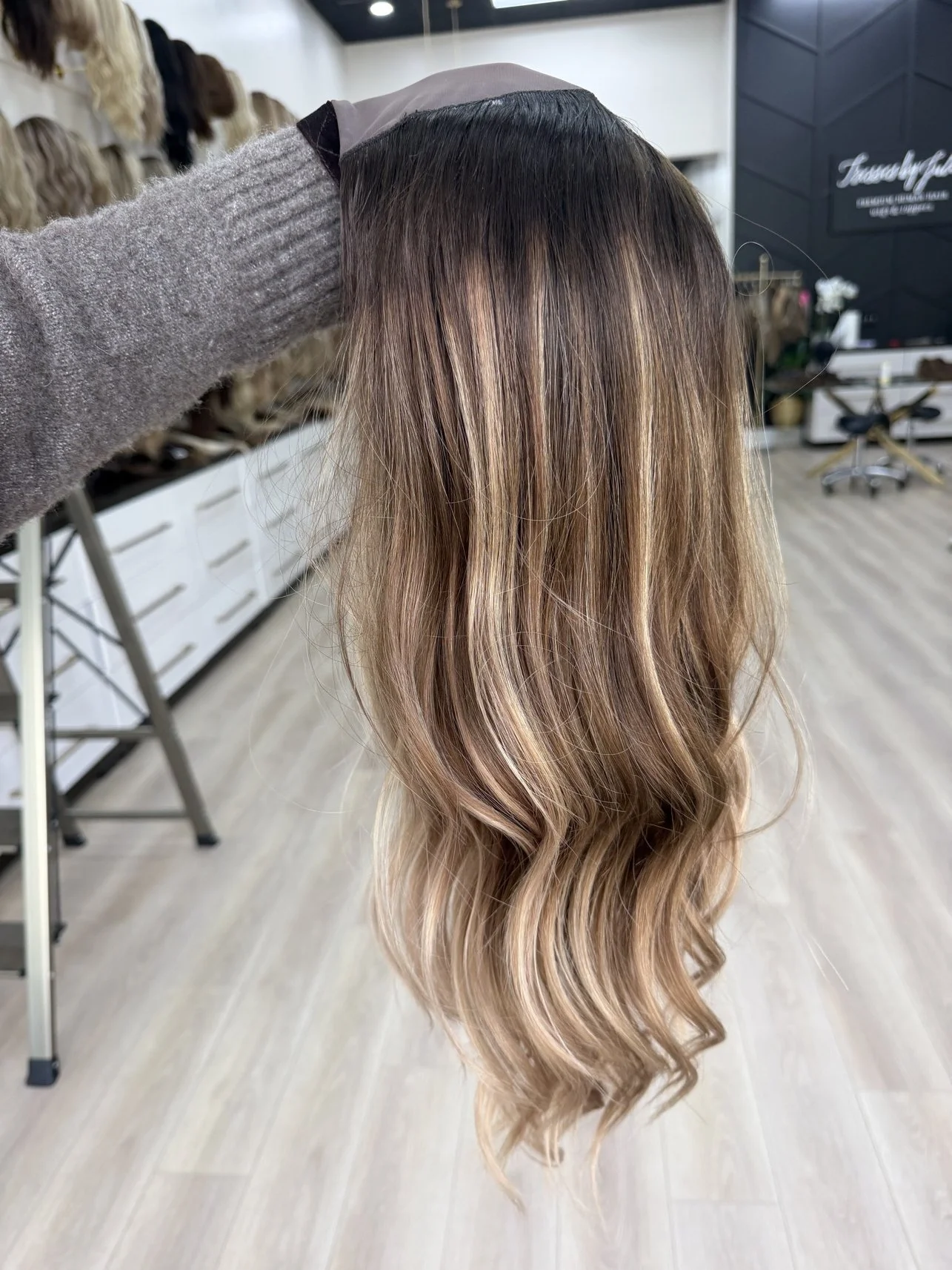 buying_hair_wigs_cancer_patients_online_.jpg