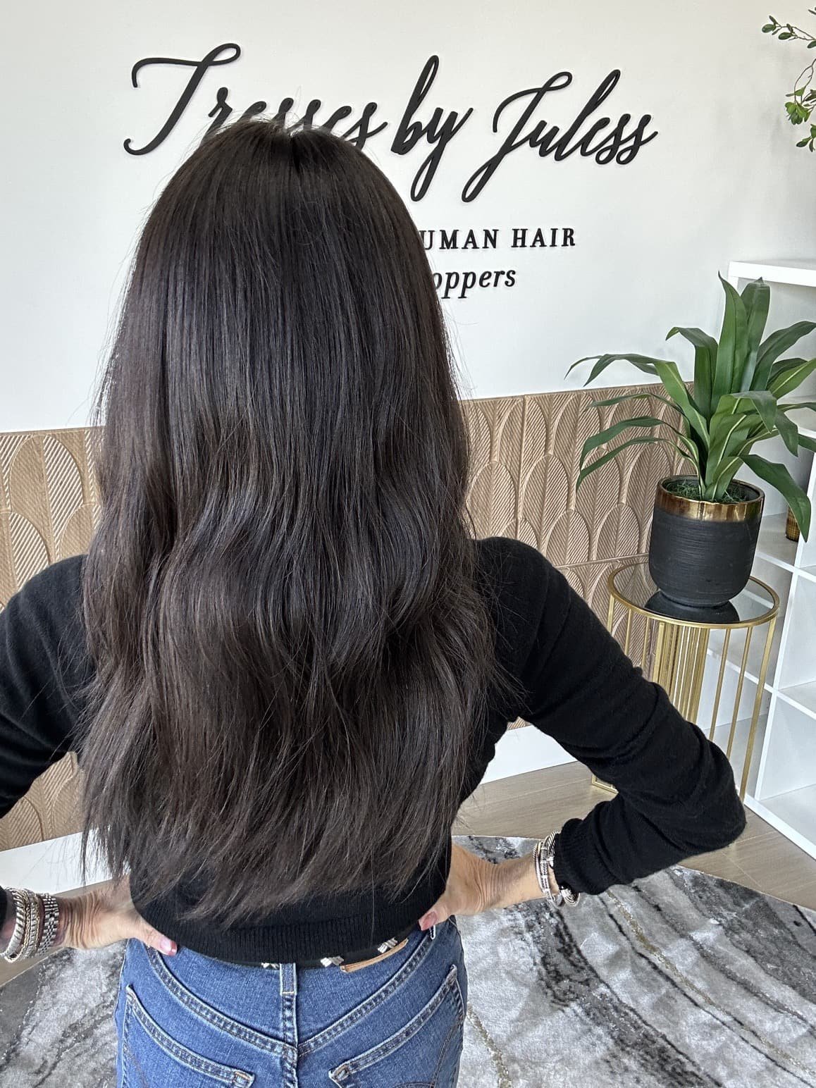 buy_lightweight_monofilament_hair_toppers_online_.jpg