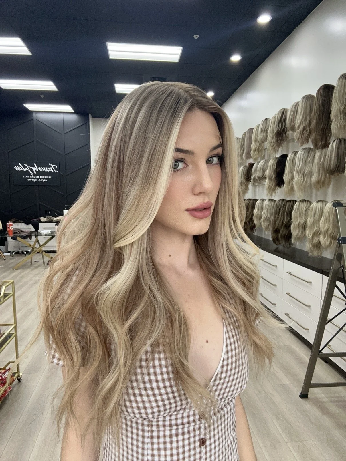 buy_undetectable_lace_front_human_hair_wigs_online_.jpg