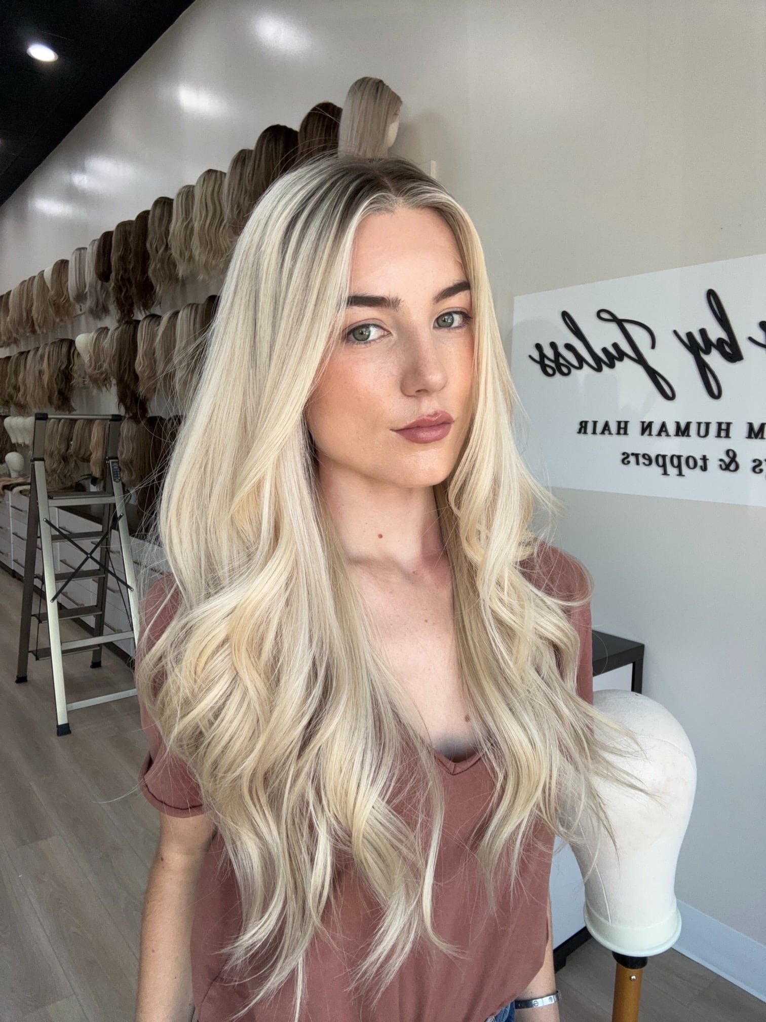 _Lightweight__hand_tied_wigs_perfect_for_travel__available_in_El_Dorado_Hills__luxury_salons___.jpg
