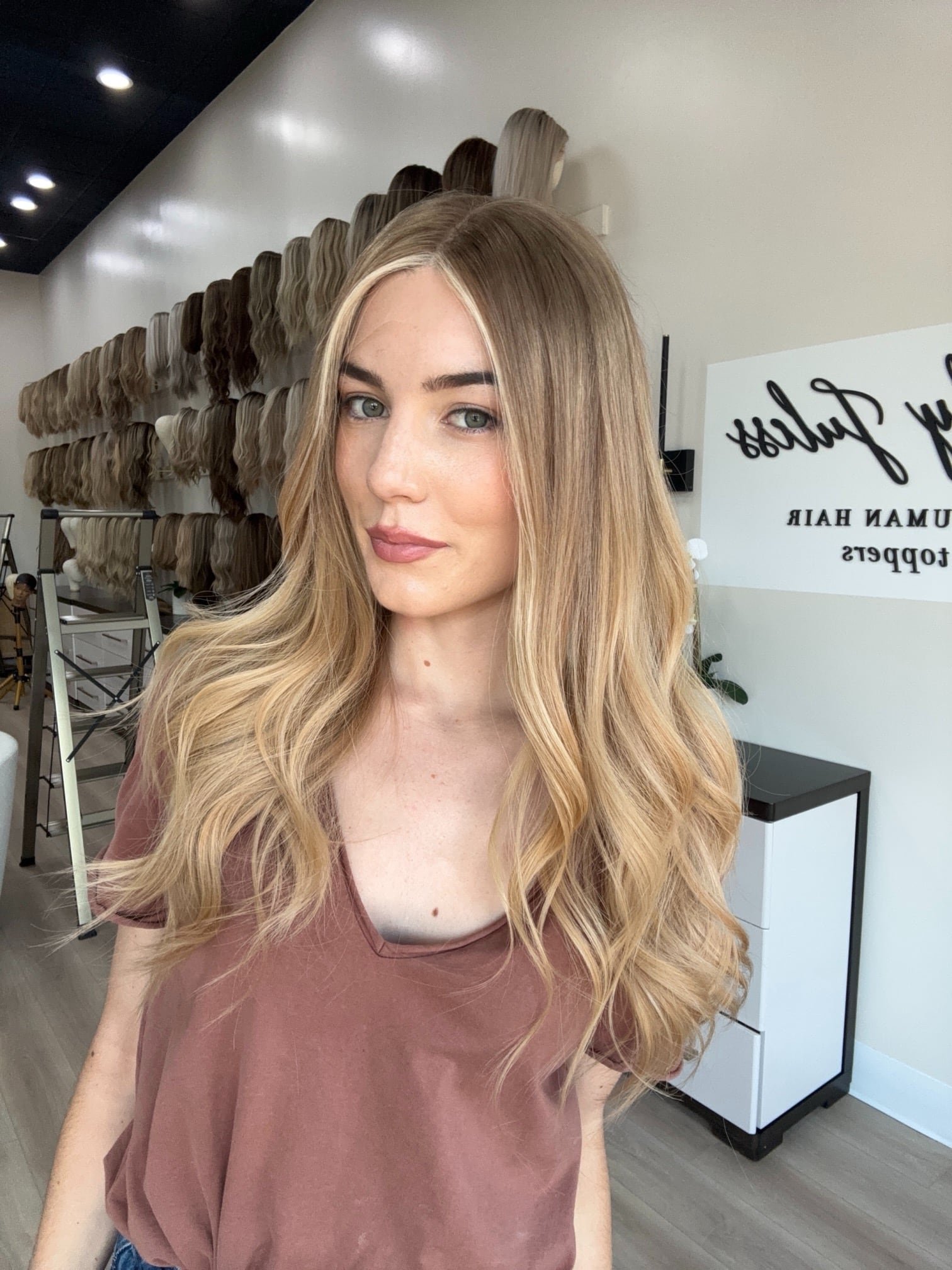 synthetic_vs_human_hair_blend_wigs_reviews_.jpg