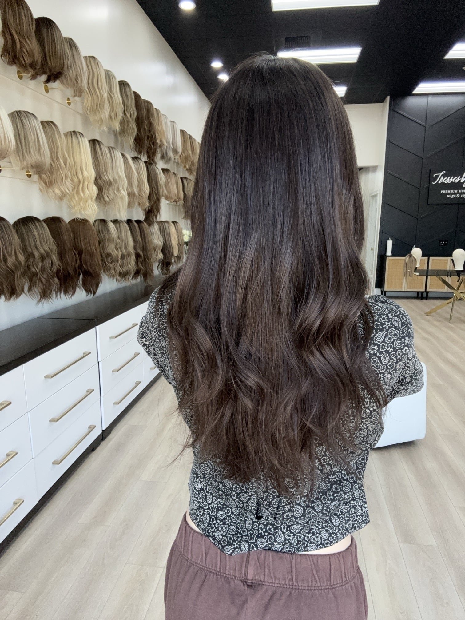 _Find_the_right_hair_toppers_for_crown_thinning_in_our_salons__offering_expert_solutions_in_Sacramento_and_beyond___.jpg