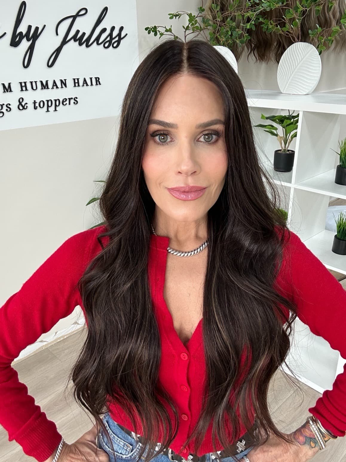 _Realistic_wigs_for_women_experiencing_postnatal_hair_loss__available_in_El_Dorado_Hills__top_salons___.jpg
