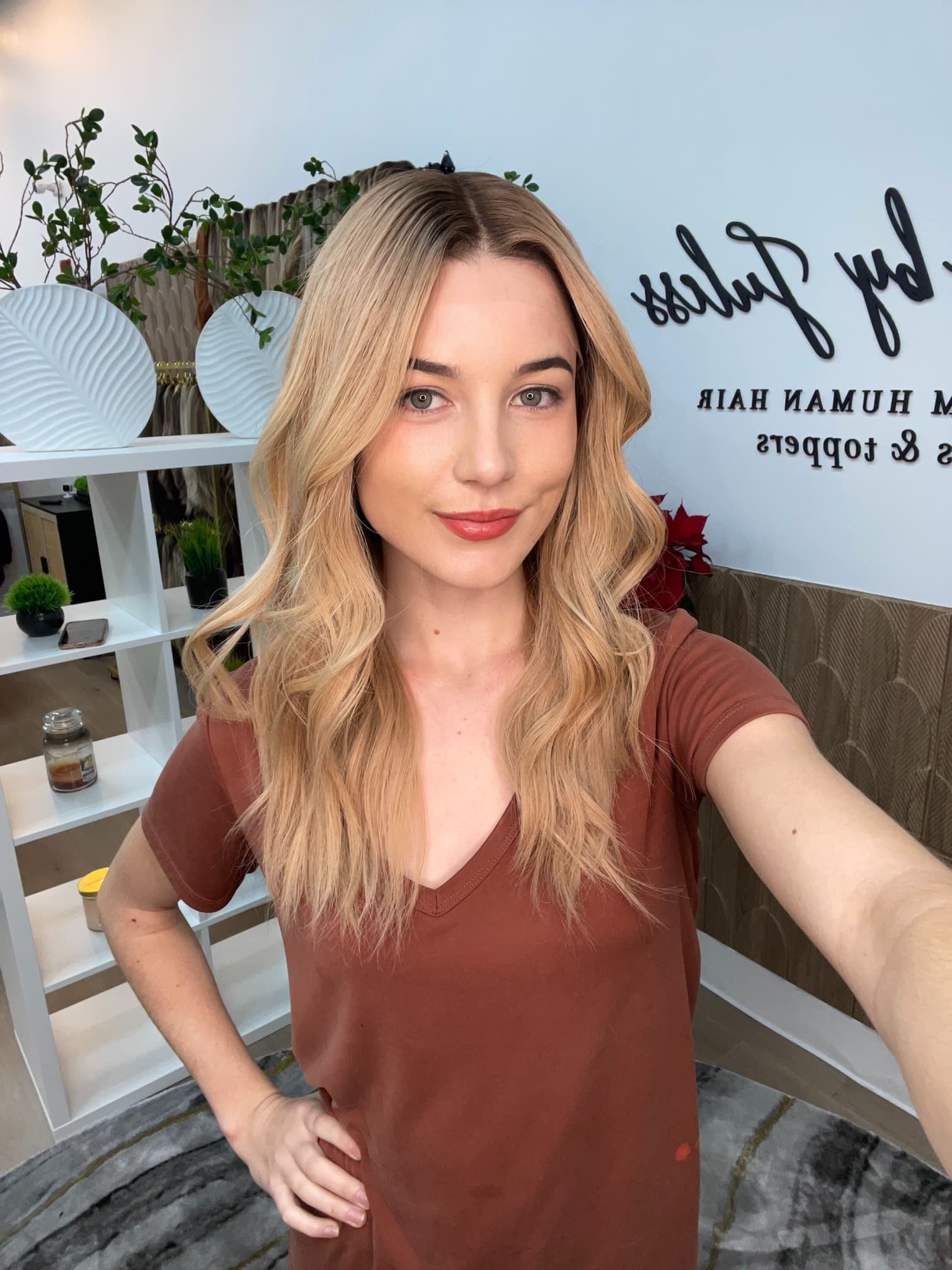 _Short_auburn_pixie_wig_worn_by_a_woman_at_Tresses_By_Juless_Studio__Folsom___.jpg
