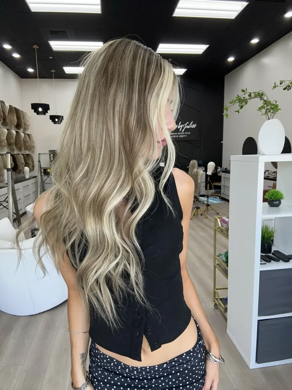 _Supportive_options_for_buying_hair_wigs_for_cancer_patients_online__with_nationwide_delivery_from_California___.webp