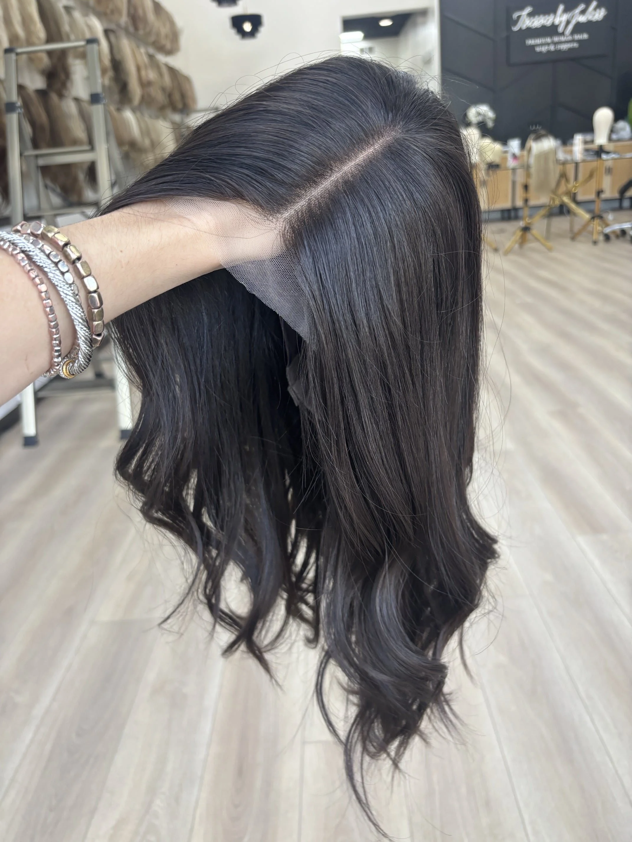 _Discover_realistic_wigs_at_Tresses_By_Juless_in_El_Dorado_Hills__perfect_for_thinning_hair_or_alopecia_solutions___.jpg