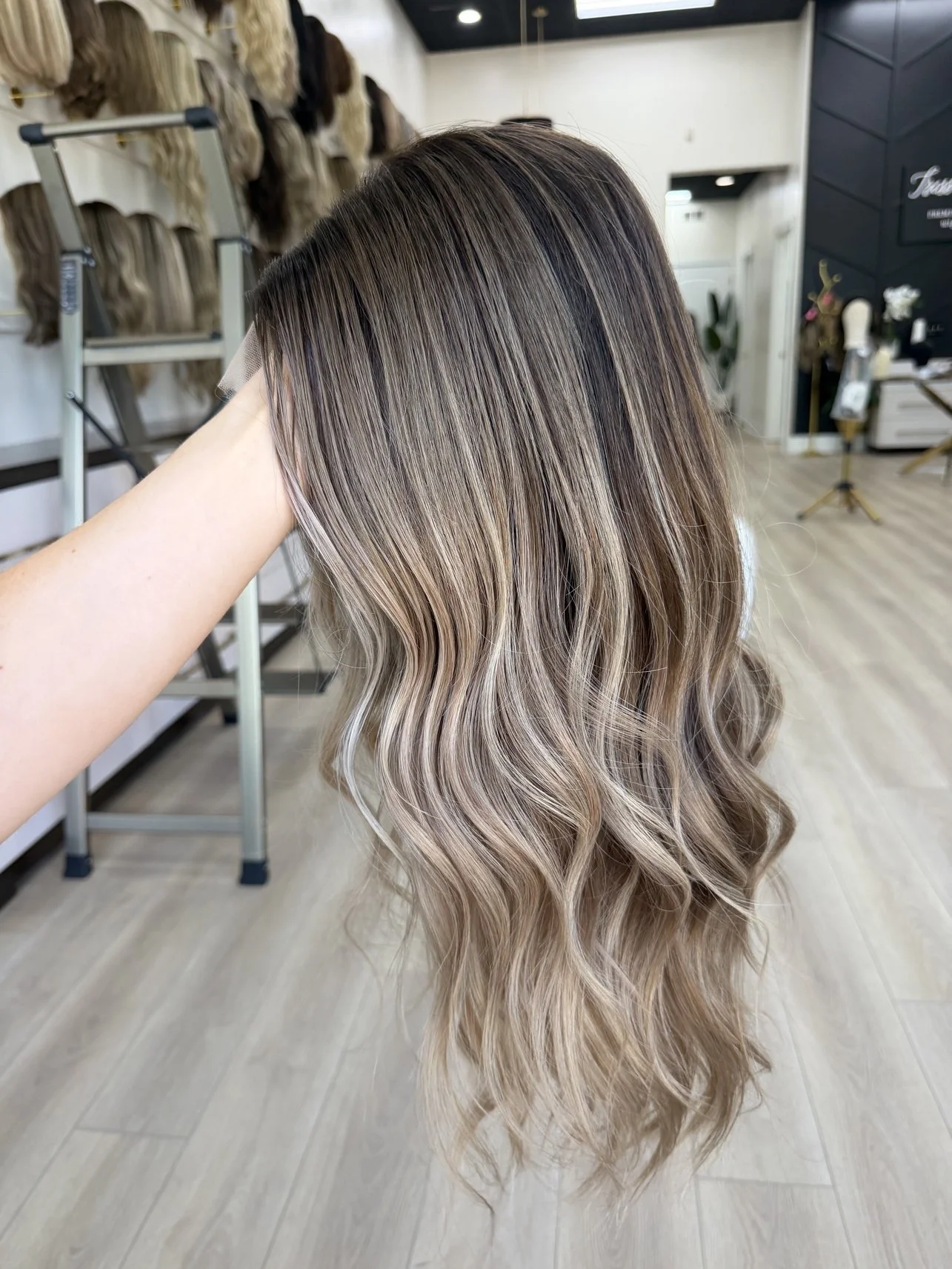 _Transform_your_style_with_premium_chemo_friendly_wigs__available_in_San_Francisco_s_elite_boutiques___.jpg