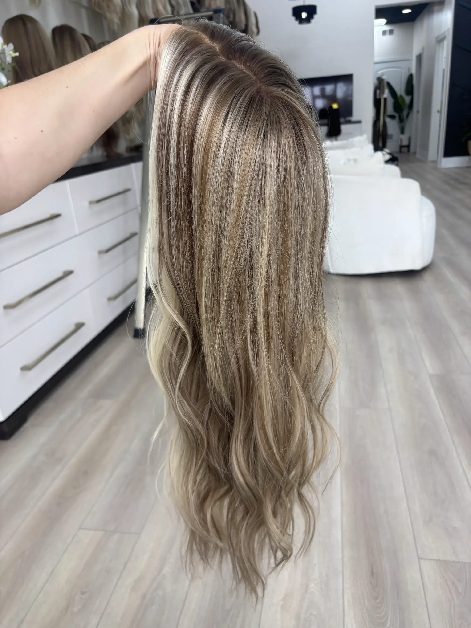 apply_clip_in_hair_toppers_tutorial_.webp