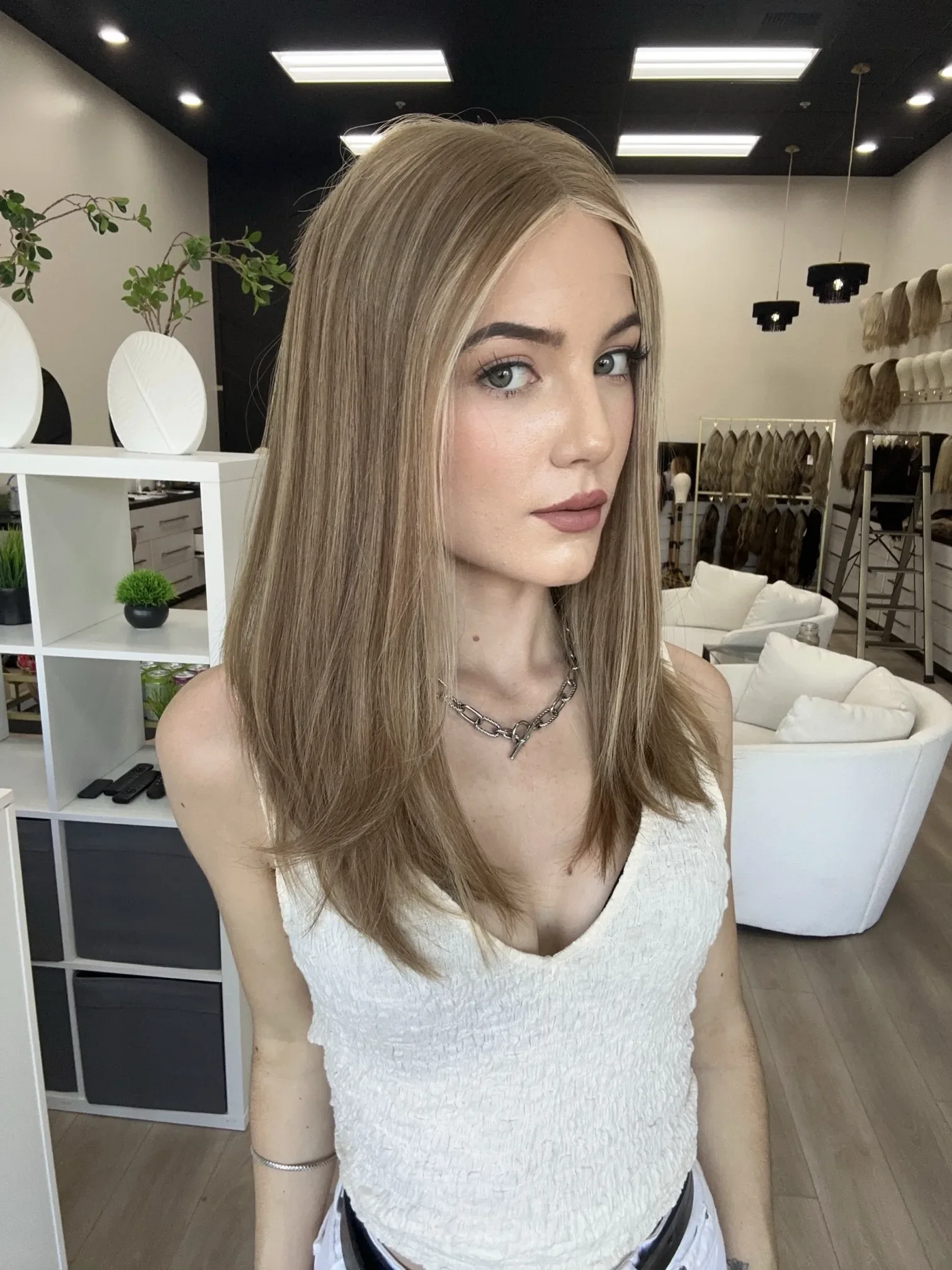_Elegant_blonde_bob_wig_worn_by_a_woman_at_Tresses_By_Juless_Studio__El_Dorado_Hills__Sacramento___.webp