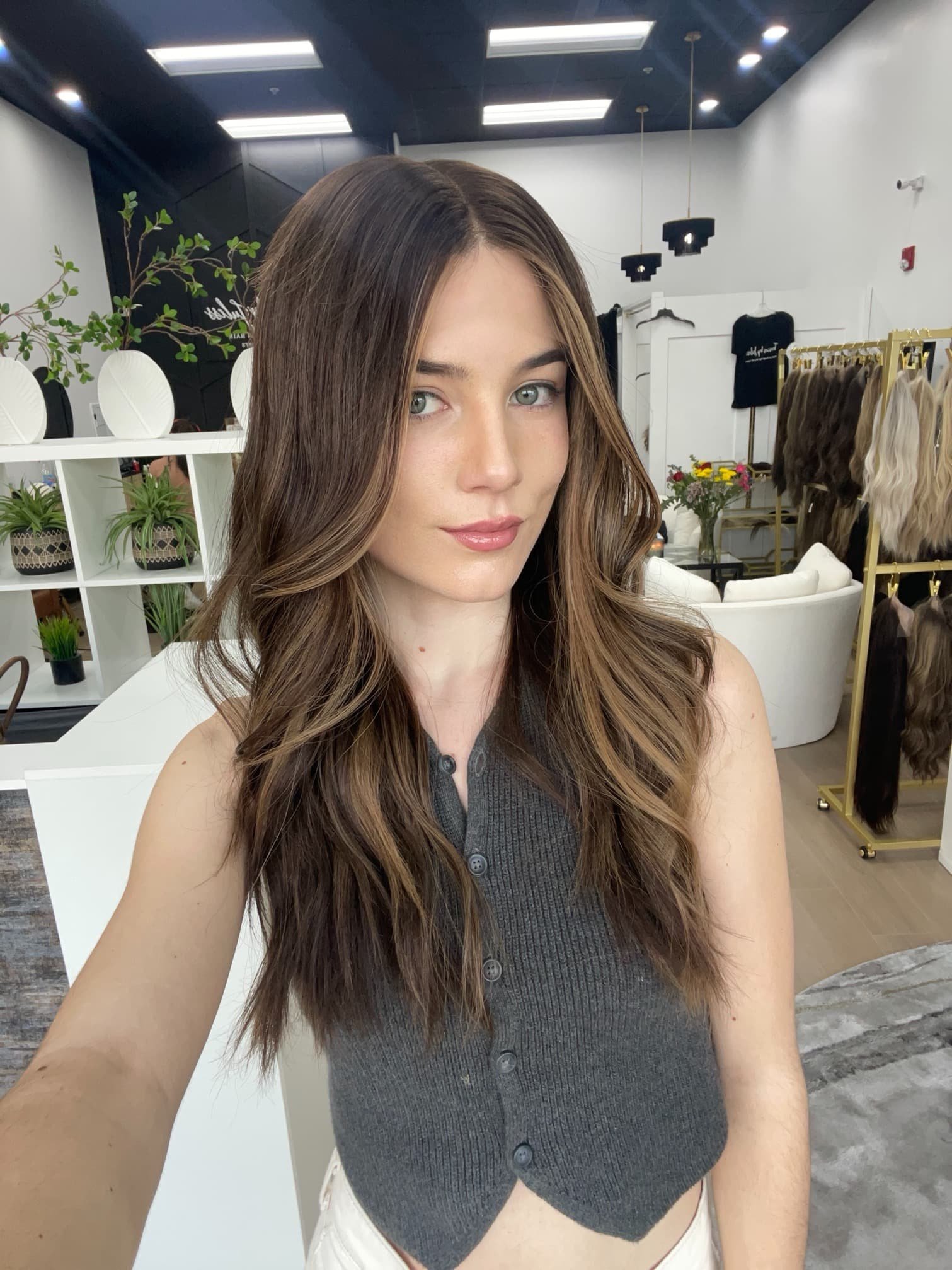 choosing_the_right_hair_toppers_for_crown_thinning_.jpg