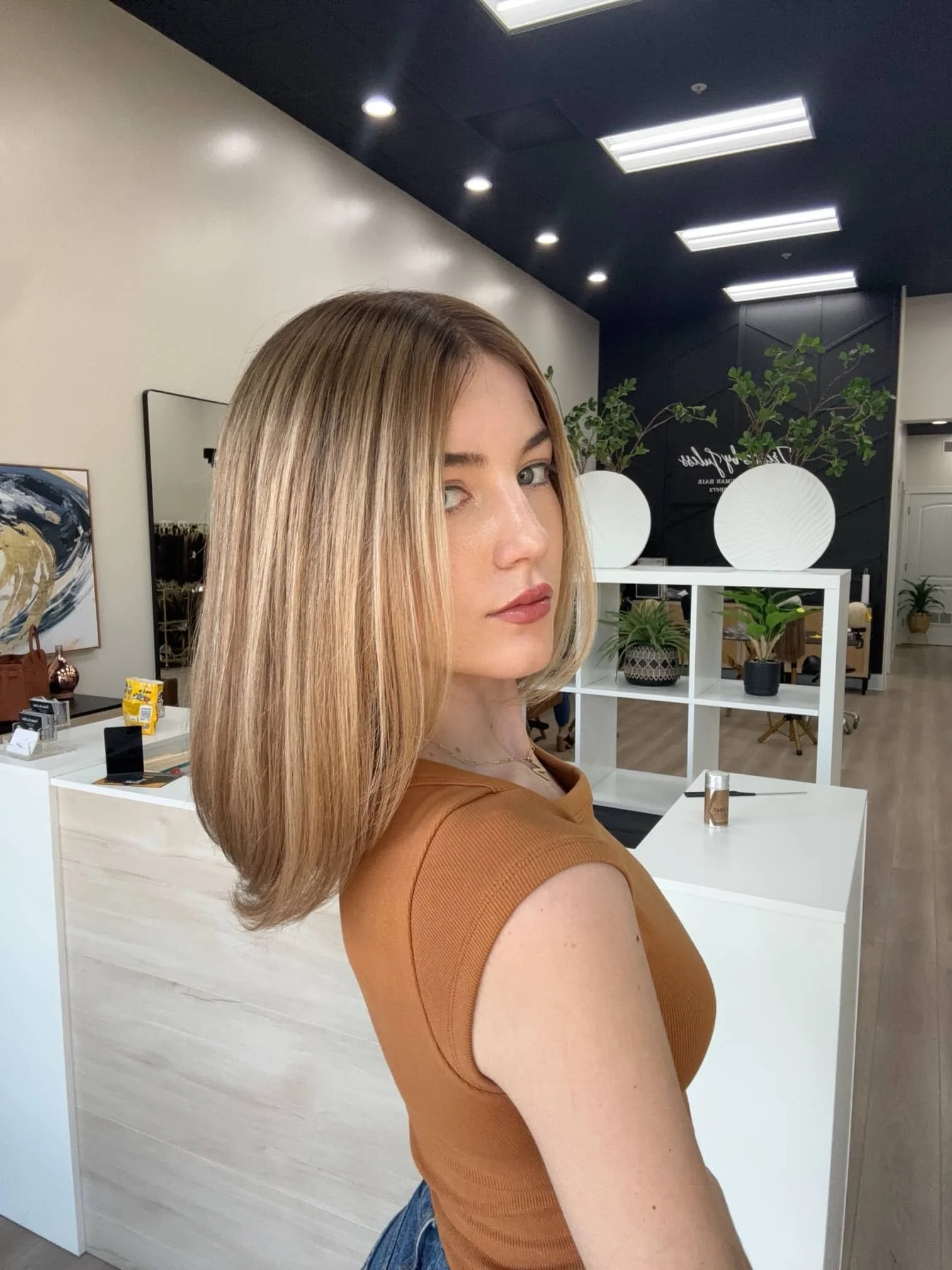 short_hair_wigs_styles_older_women_.jpg