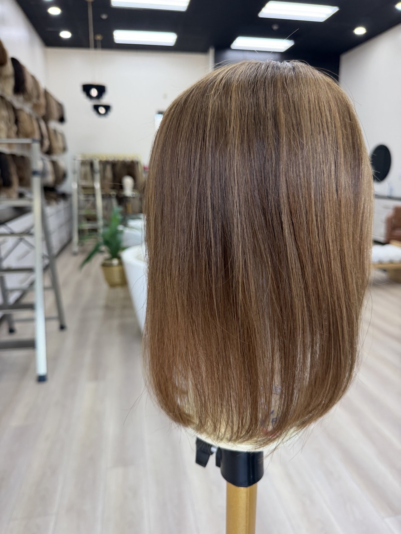 buy_lightweight_monofilament_hair_toppers_online_.jpg