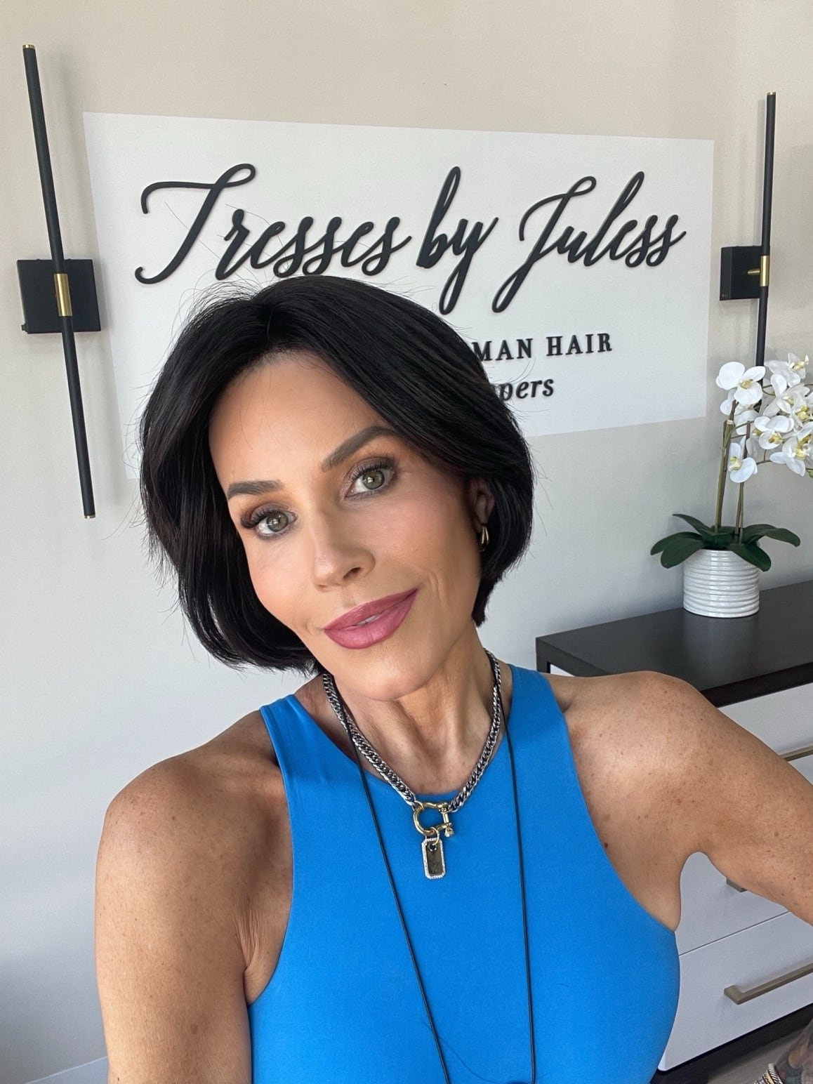 _Lightweight_hair_toppers_for_thinning_hair__tailored_to_perfection_in_Roseville_s_leading_salons___.jpg