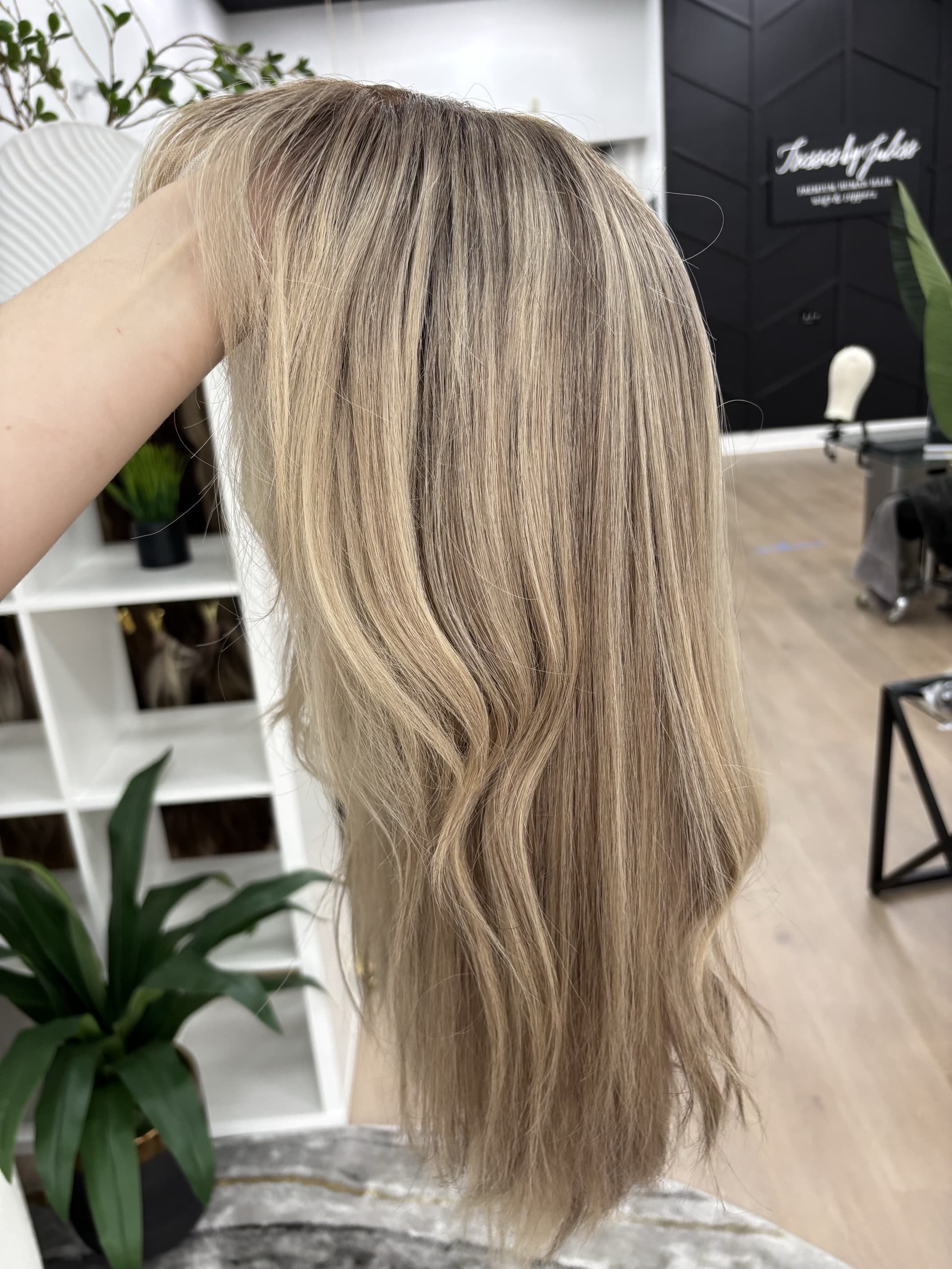 hair_integration_toppers_for_severe_thinning_.jpg