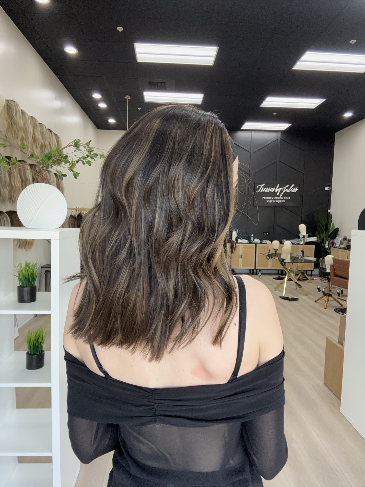 _Empower_your_journey_with_custom_hair_loss_solutions__offered_exclusively_in_Roseville_s_premium_studios___.jpg