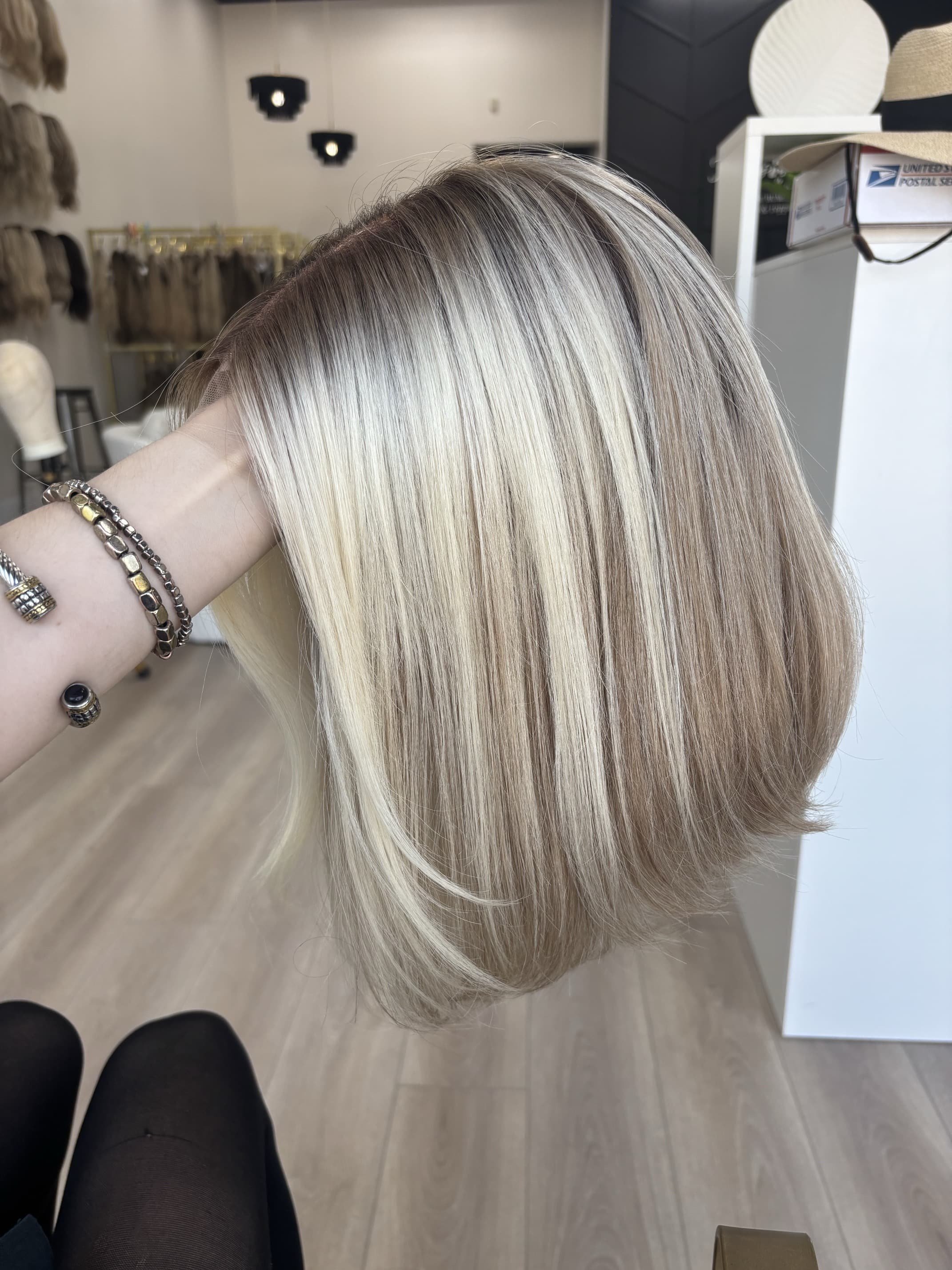 long_human_hair_wigs_styling_tips_.jpg