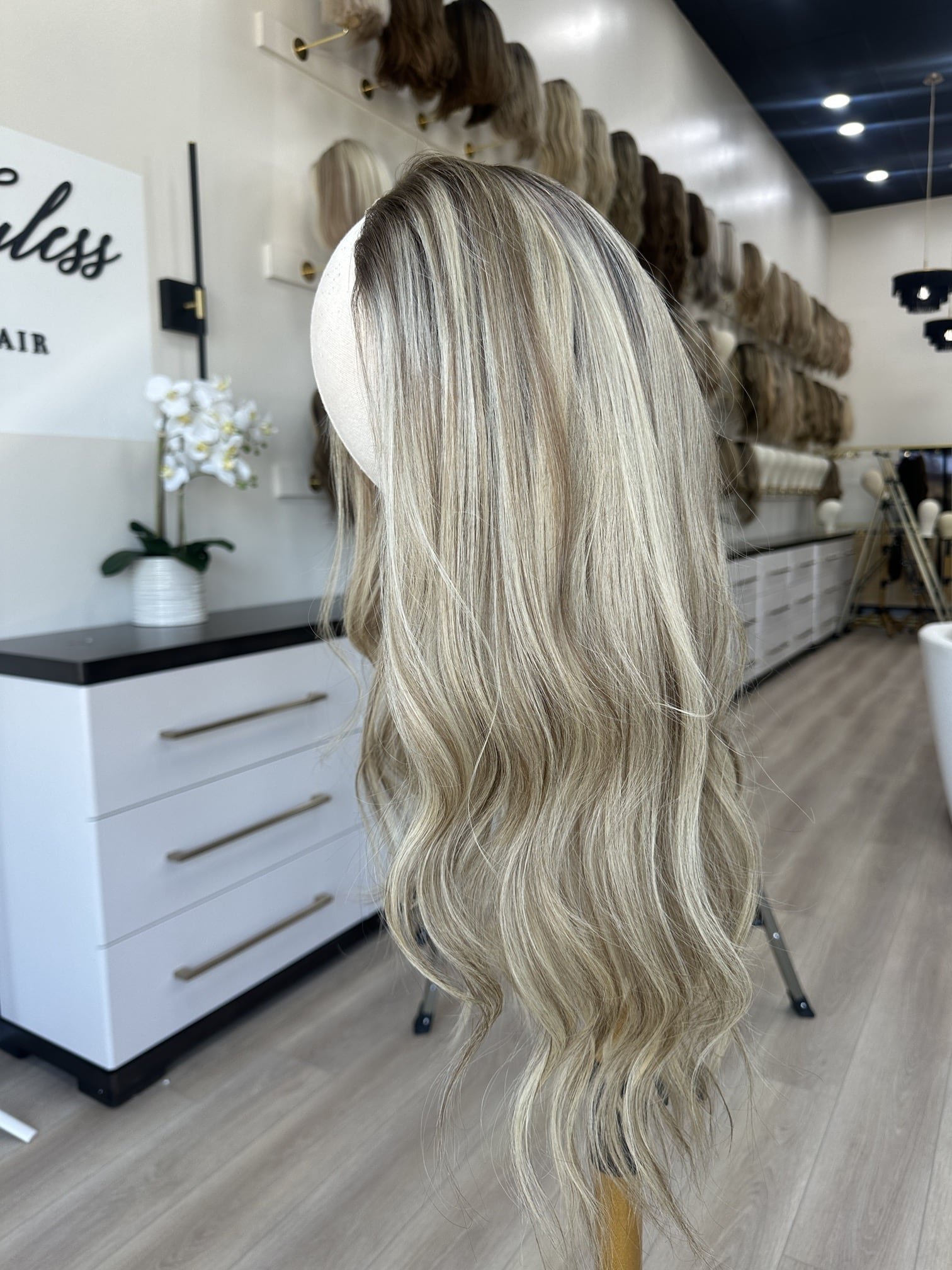 _Celebrity_inspired_wigs_with_dimensional_balayage_effects__designed_for_clients_in_Northern_California___.jpg