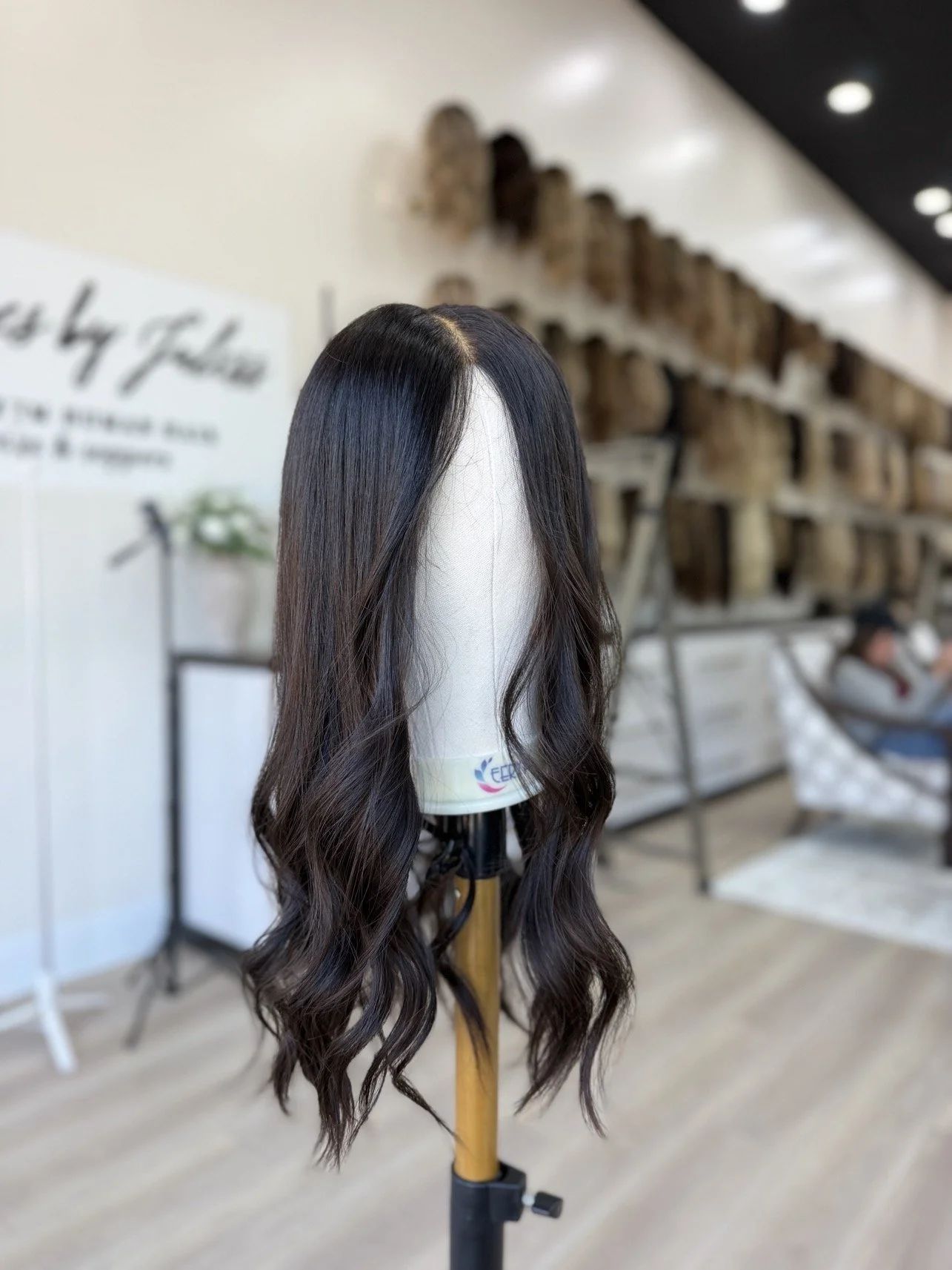 _Find_the_right_hair_toppers_for_crown_thinning_in_our_salons__offering_expert_solutions_in_Sacramento_and_beyond___.jpg