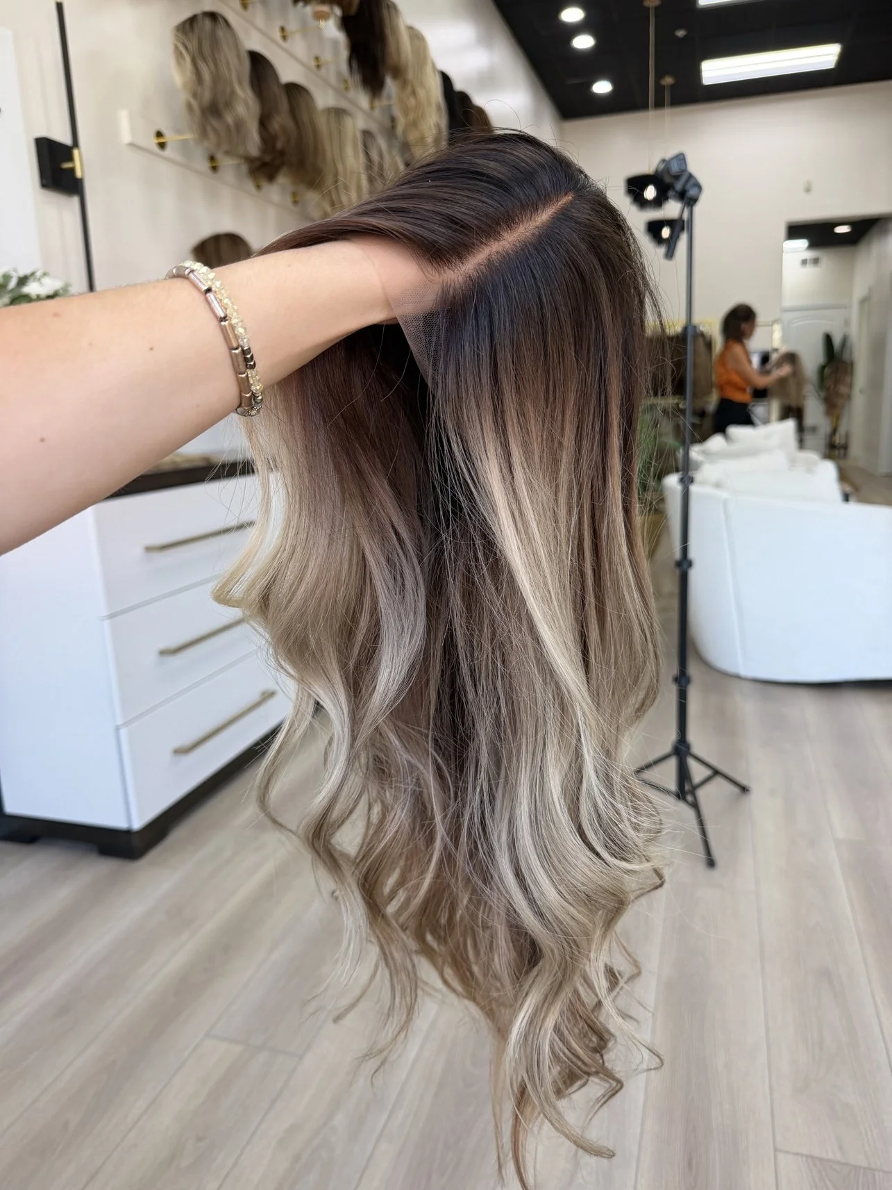 find_affordable_human_hair_toppers_online_.jpg