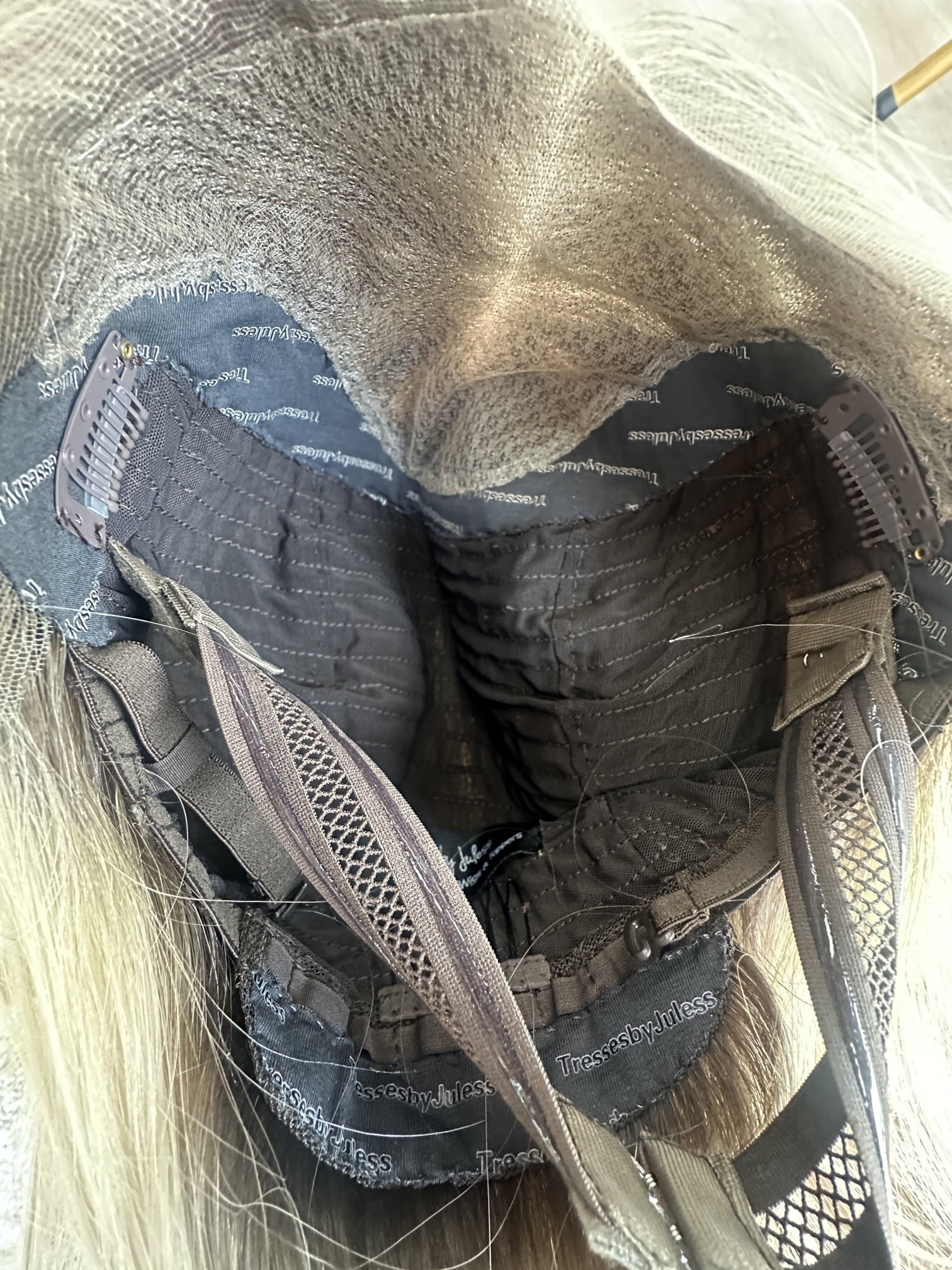 long_human_hair_wigs_styling_tips_.jpg