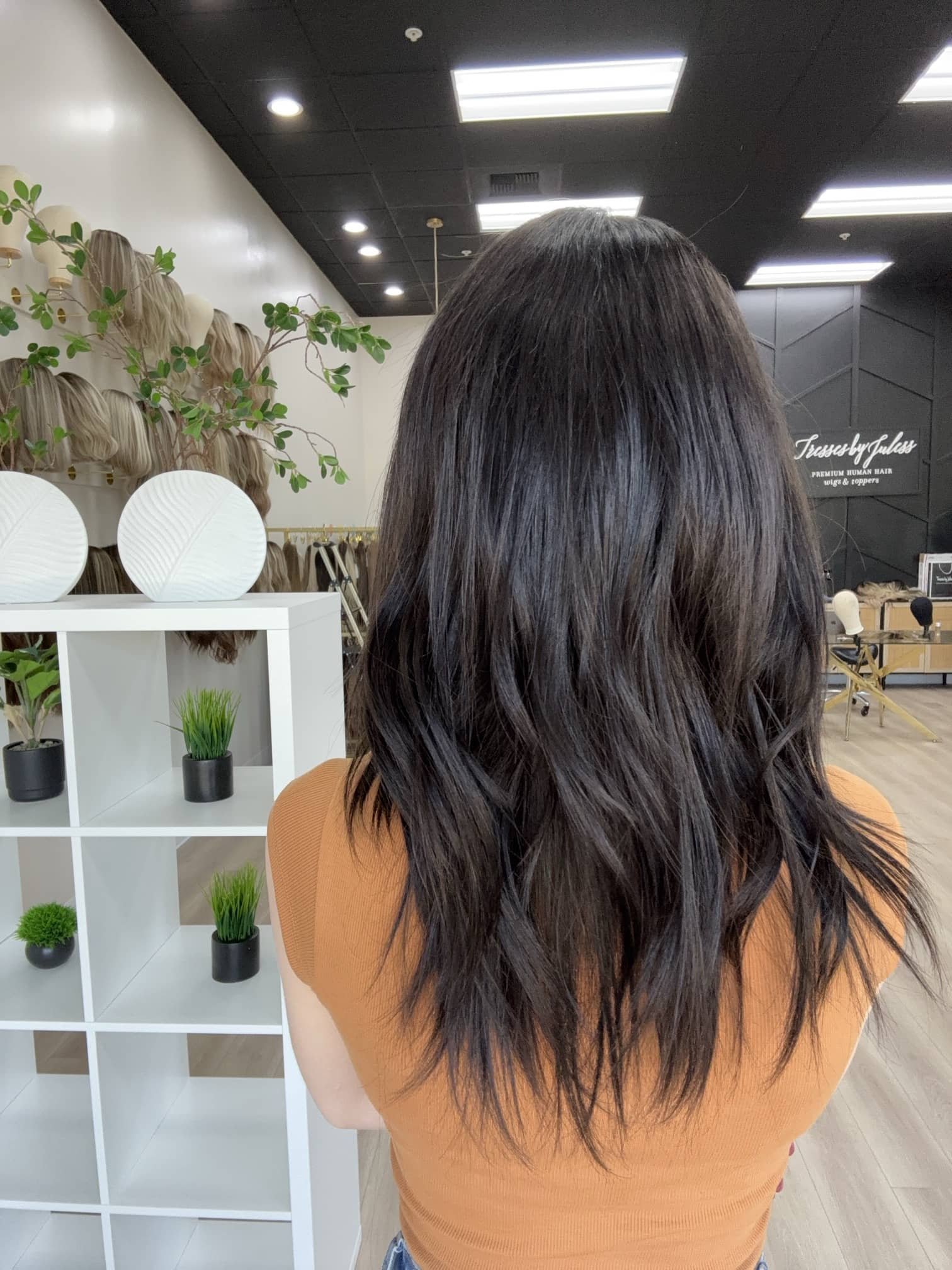 tips_for_buying_hair_wigs_for_cancer_patients_online_.jpg