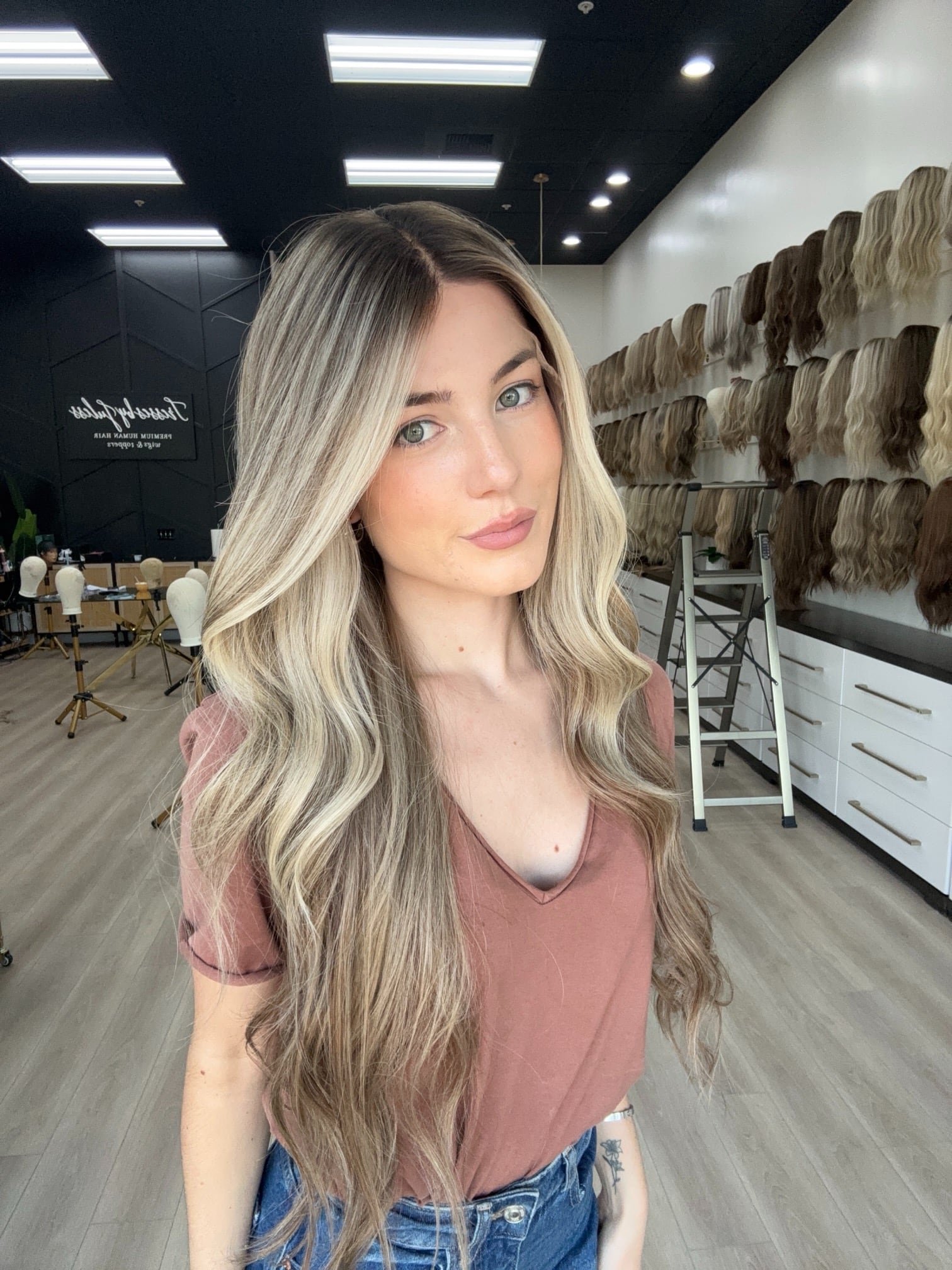 _Premium_chemo_friendly_wigs_tailored_for_women__now_available_in_Los_Angeles__renowned_salons___.jpg