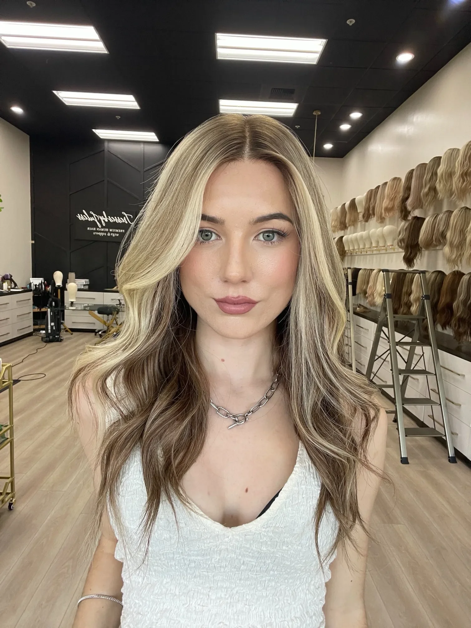 durable_hair_toppers_for_everyday_wear_.webp