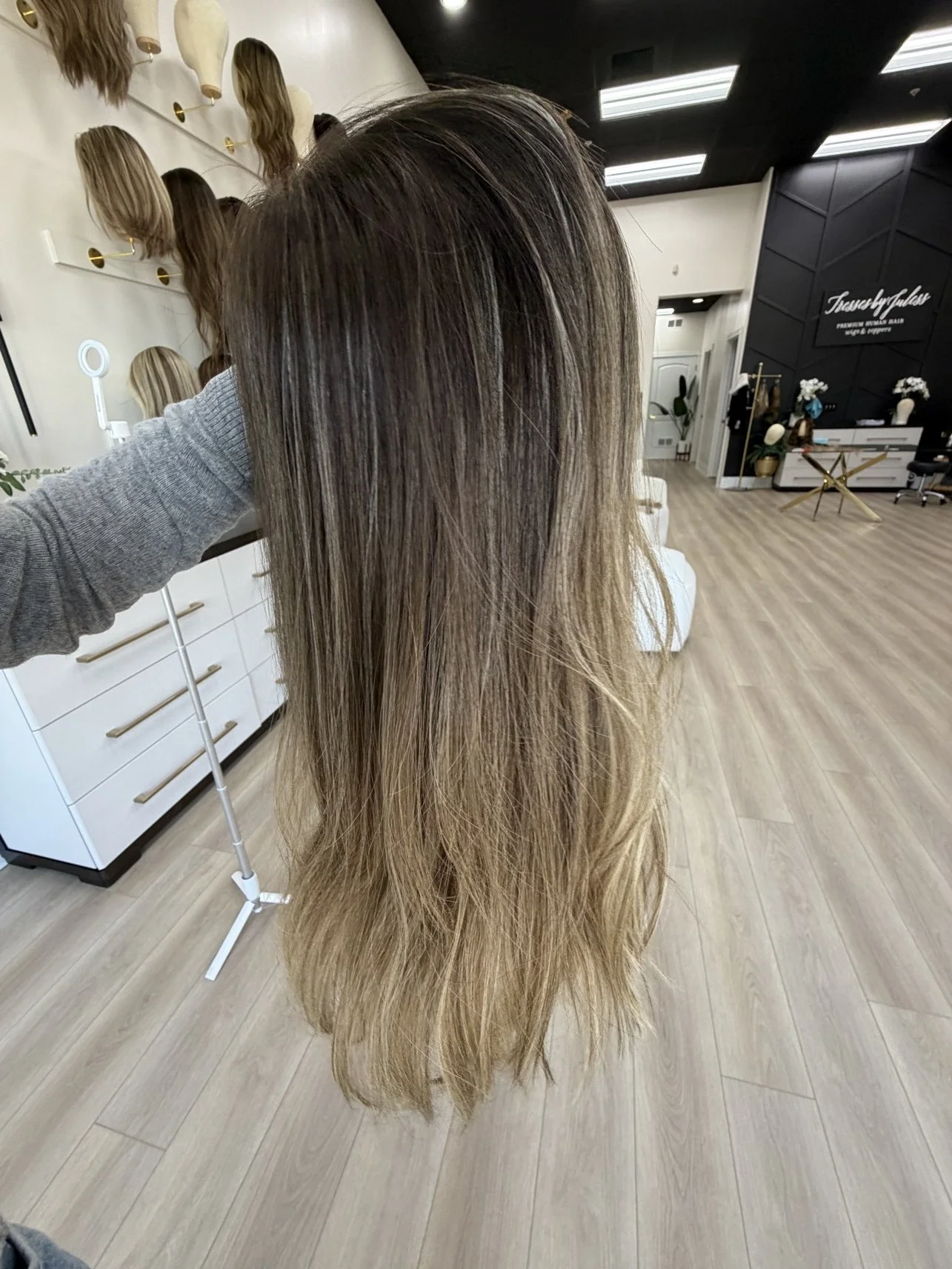 _Get_styling_tips_for_long_human_hair_wigs_in_our_detailed_guide__available_in_Sacramento_and_across_America___.jpg