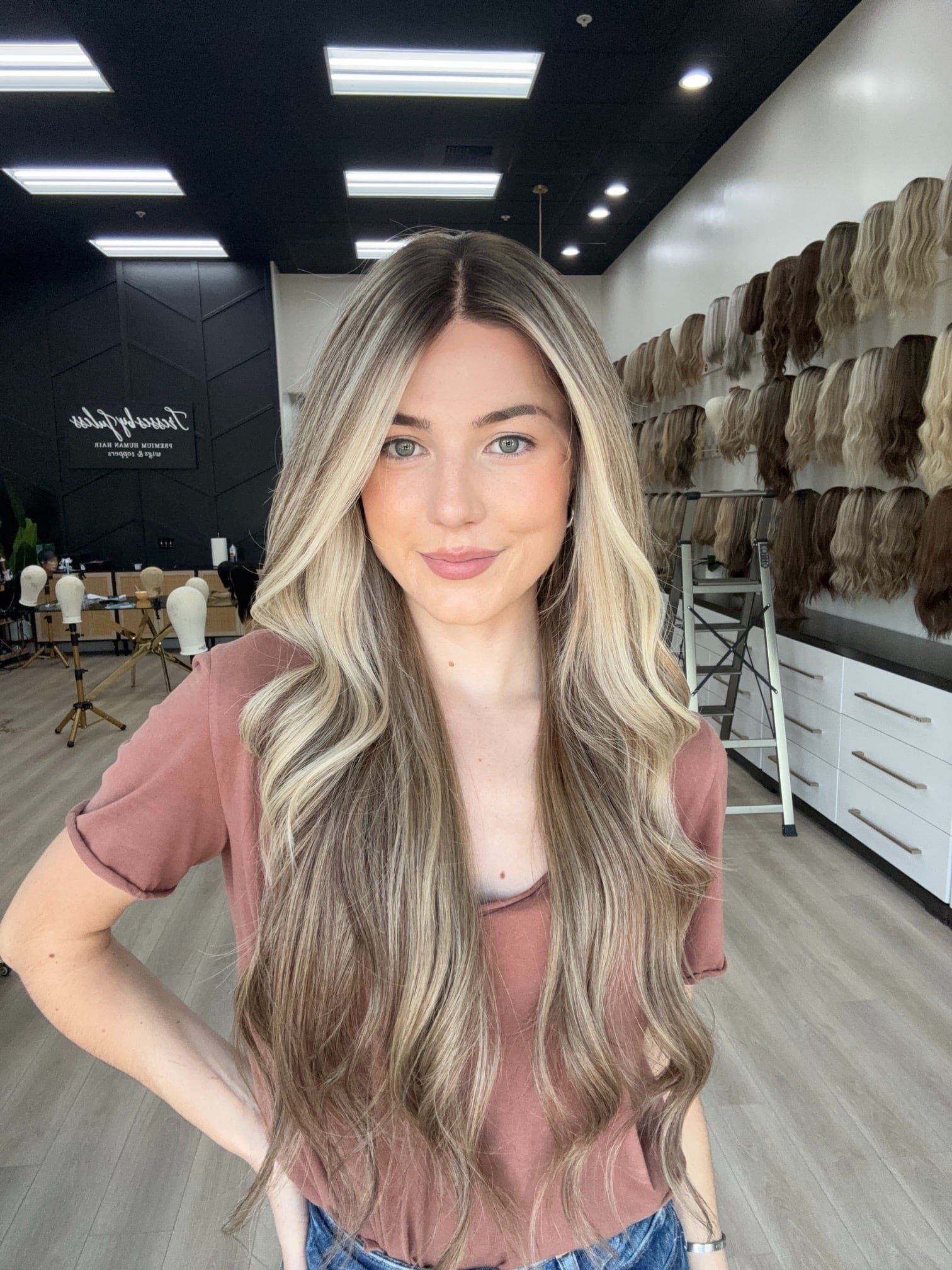 _Explore_hair_integration_toppers_for_severe_thinning_in_our_California_studios__providing_solutions_nationwide___.jpg