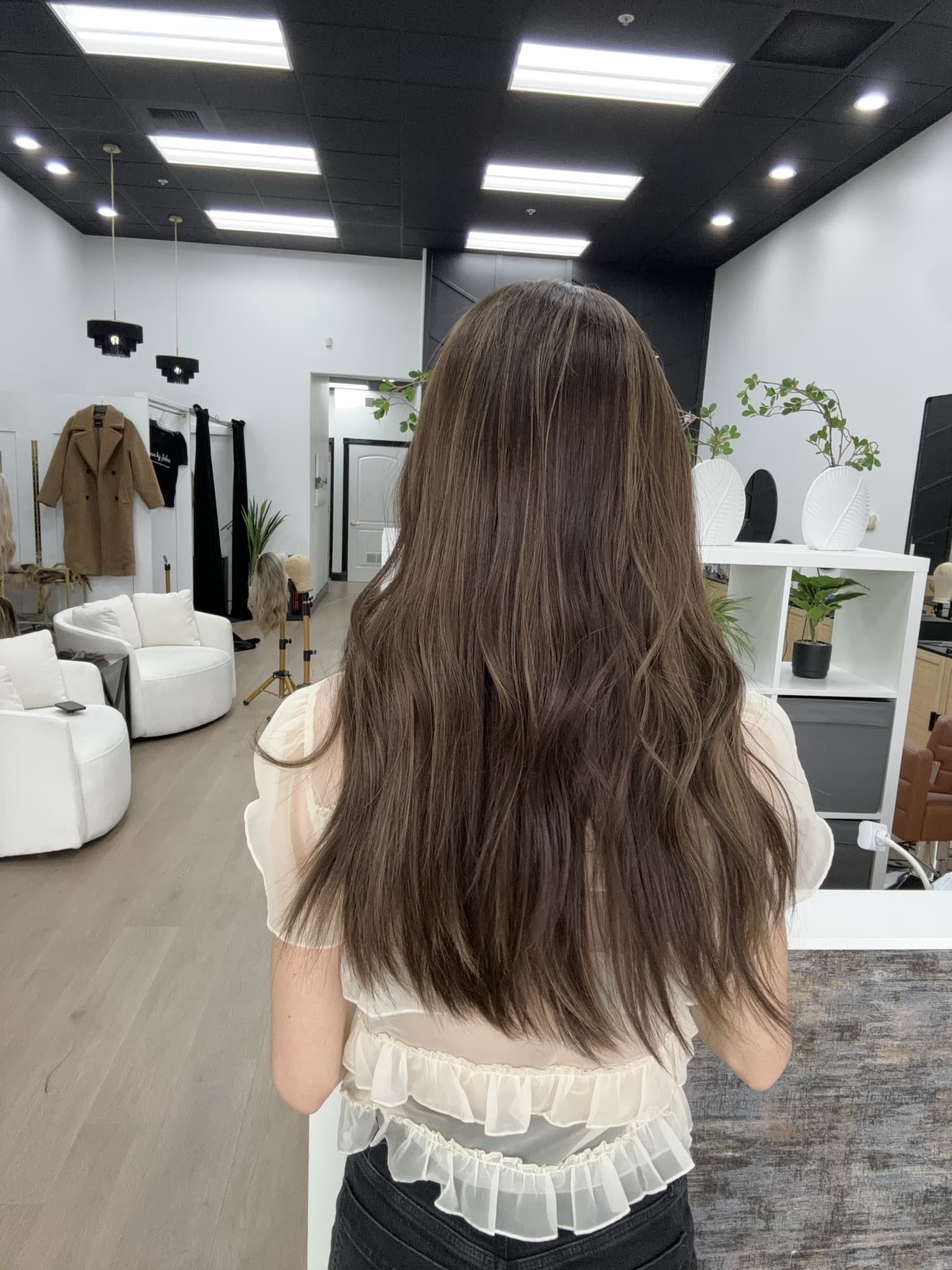 long_human_hair_wigs_styling_tips_.jpg
